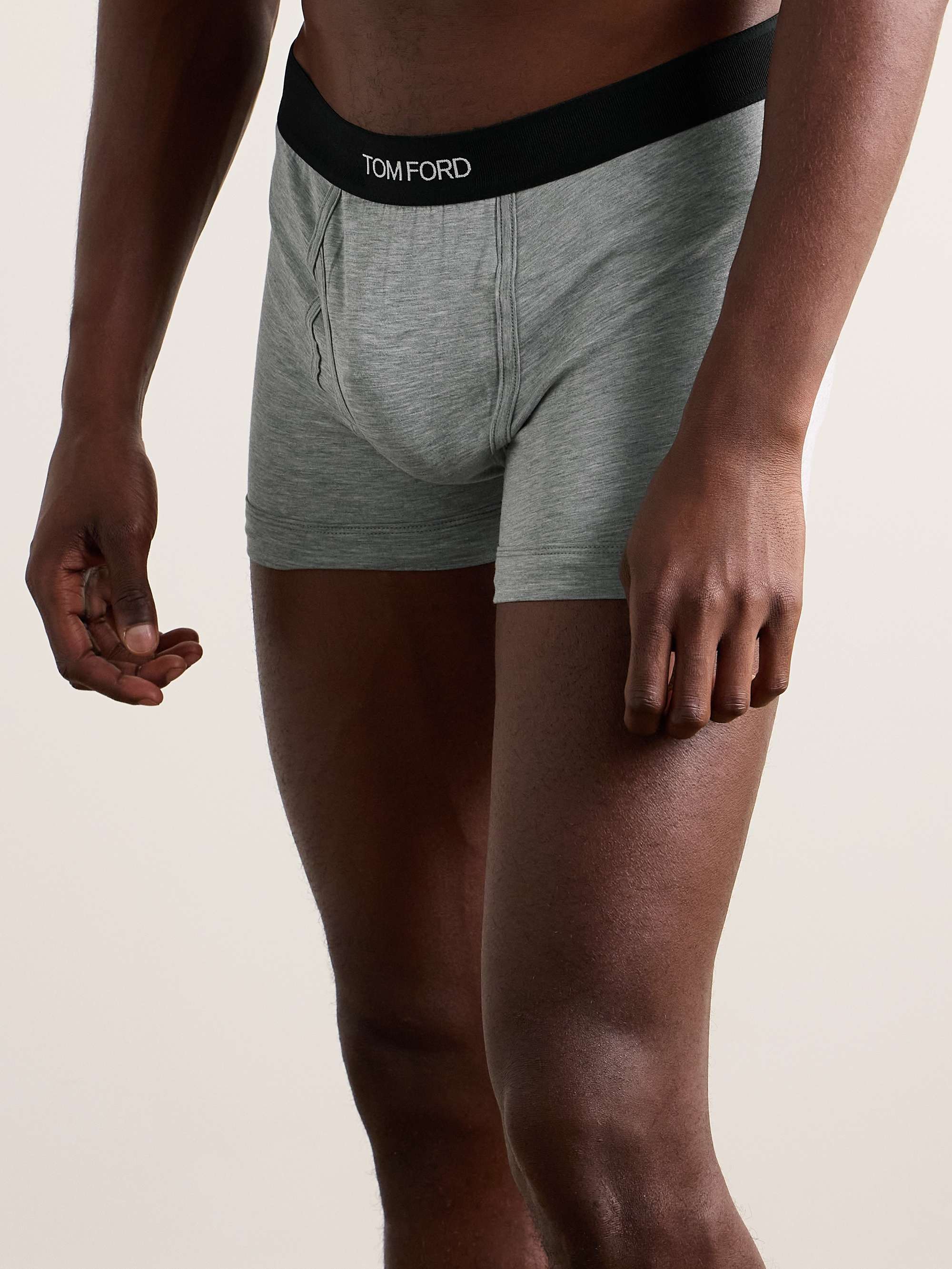 TOM FORD 