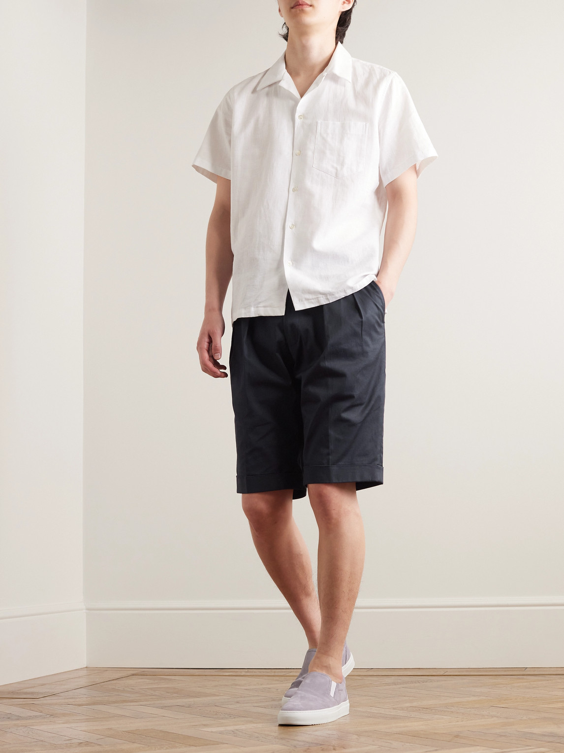 Shop Richard James Straight-leg Pleated Stretch-cotton Twill Shorts In Blue