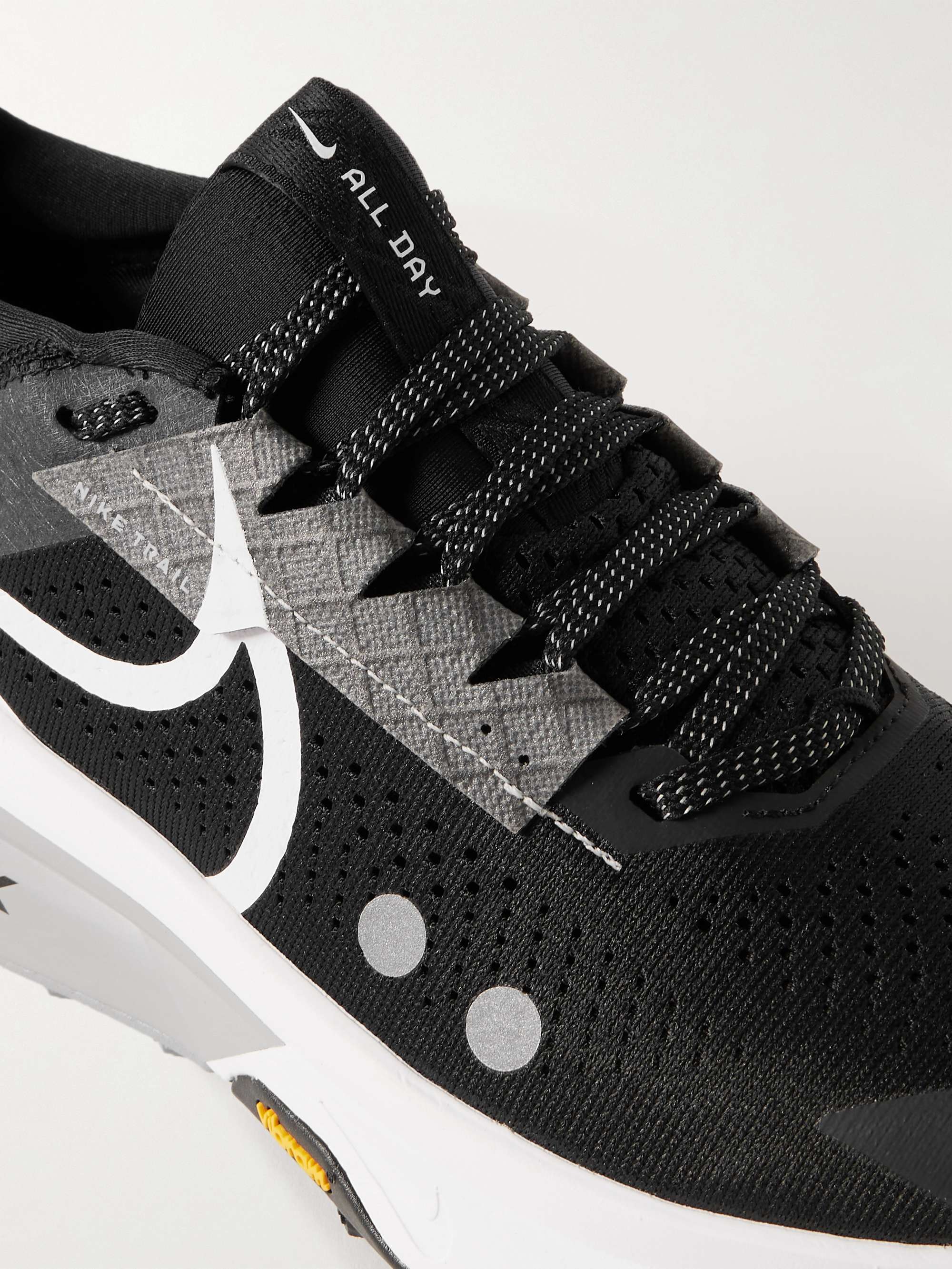 NIKE RUNNING 