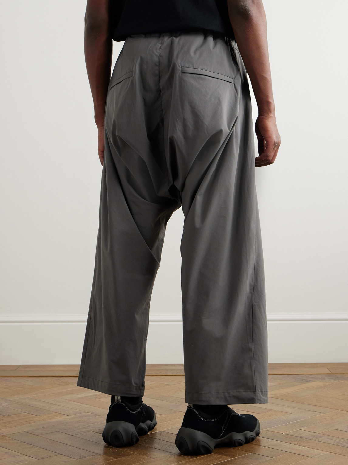 Acronym P30al-e Encapsulated Ultrawide Drawcord Cargo Trouser In Gray