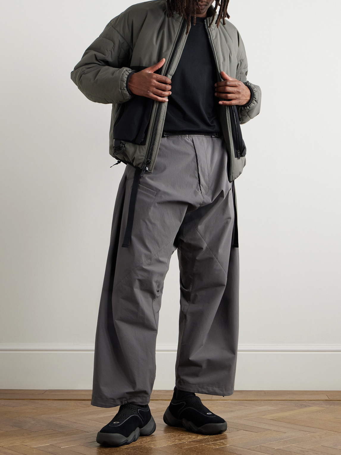 Acronym P30al-e Encapsulated Ultrawide Drawcord Cargo Trouser In Gray