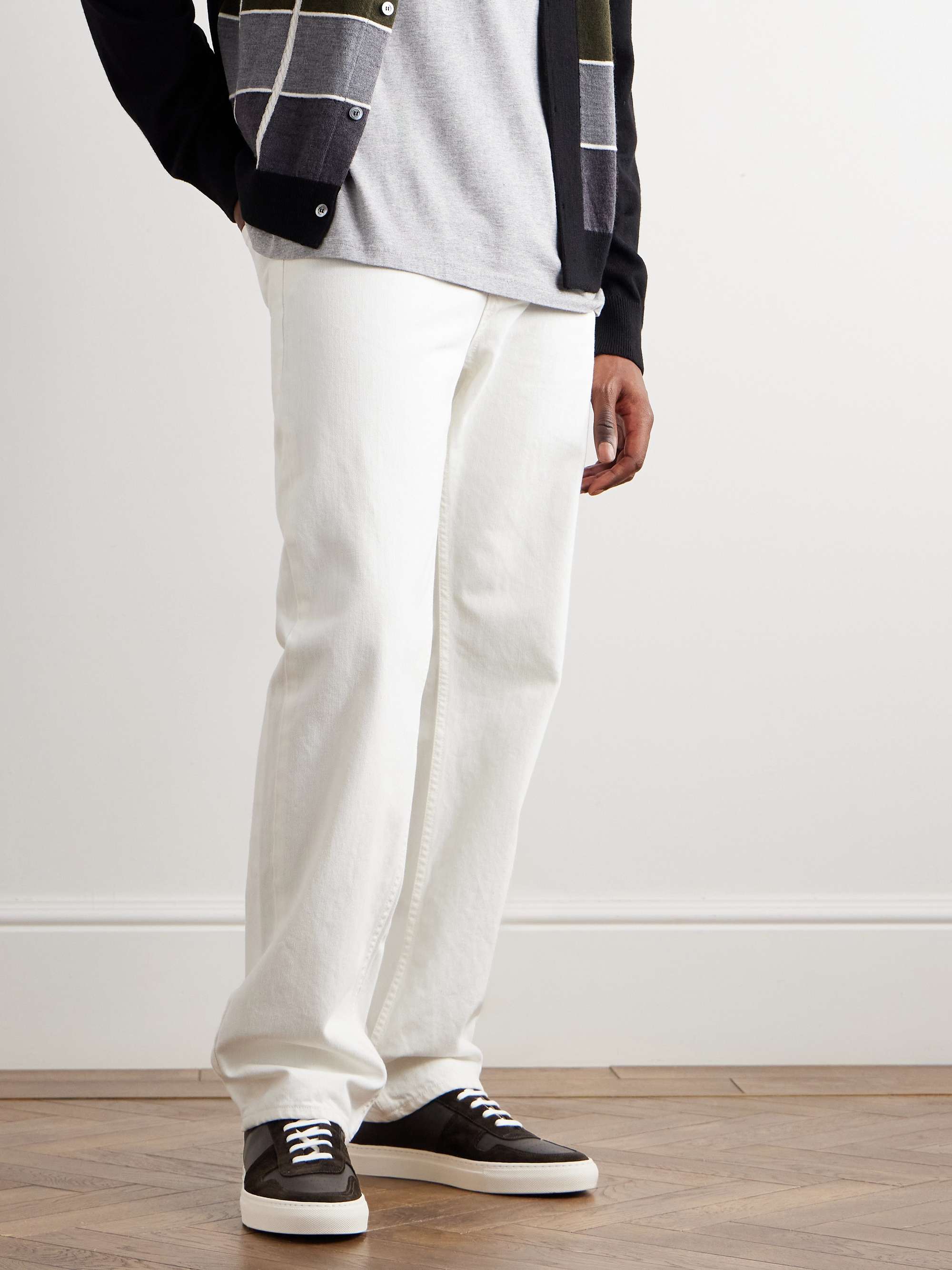 COMMON PROJECTS 