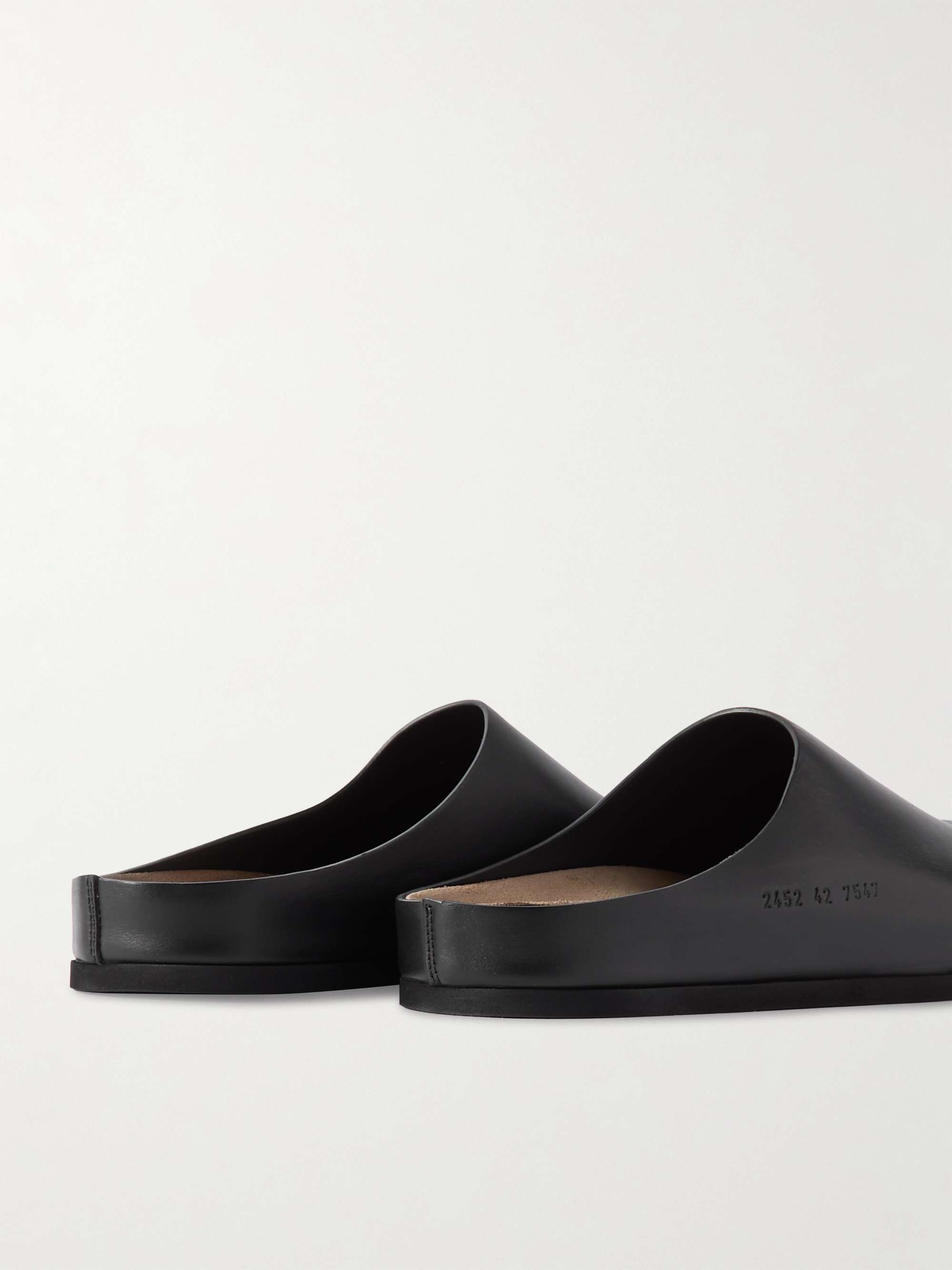 COMMON PROJECTS 