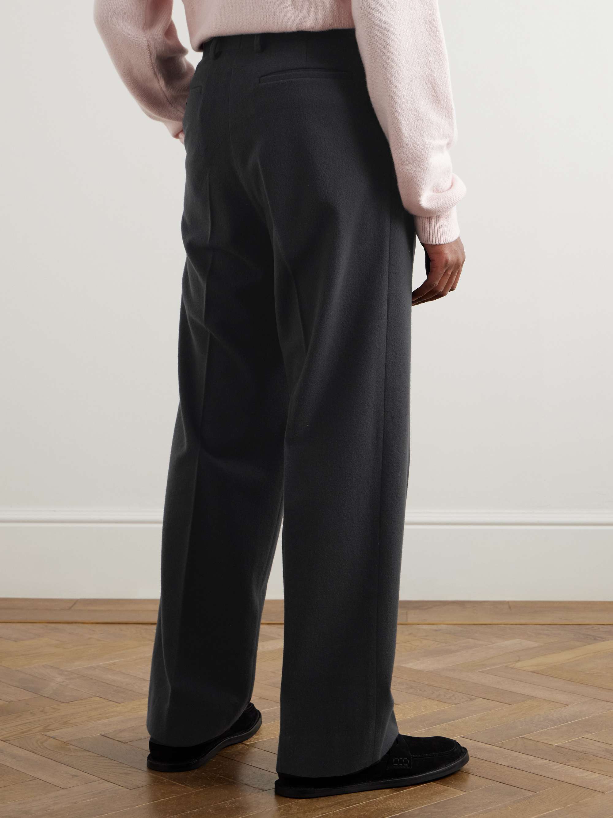 AURALEE Straight-Leg Pleated Super 180s Wool-Flannel AURALEE Straight-Leg Pleated Super 180s Wool-Flannel