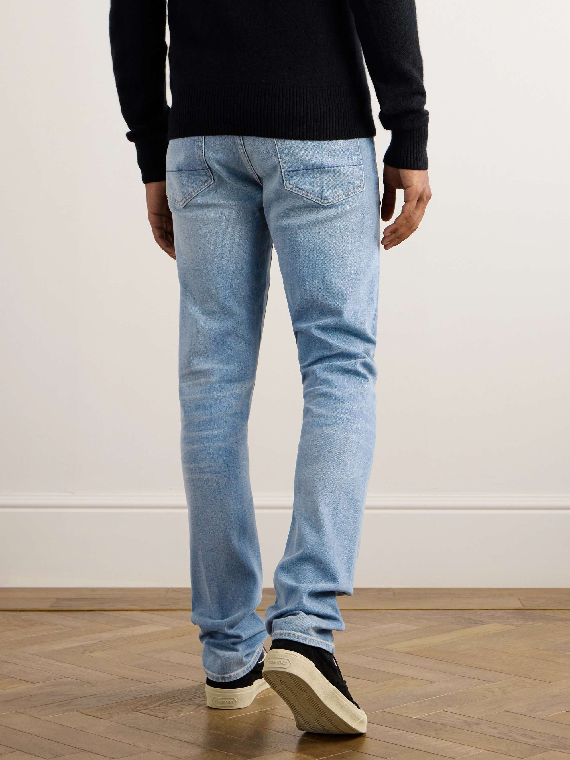 TOM FORD 