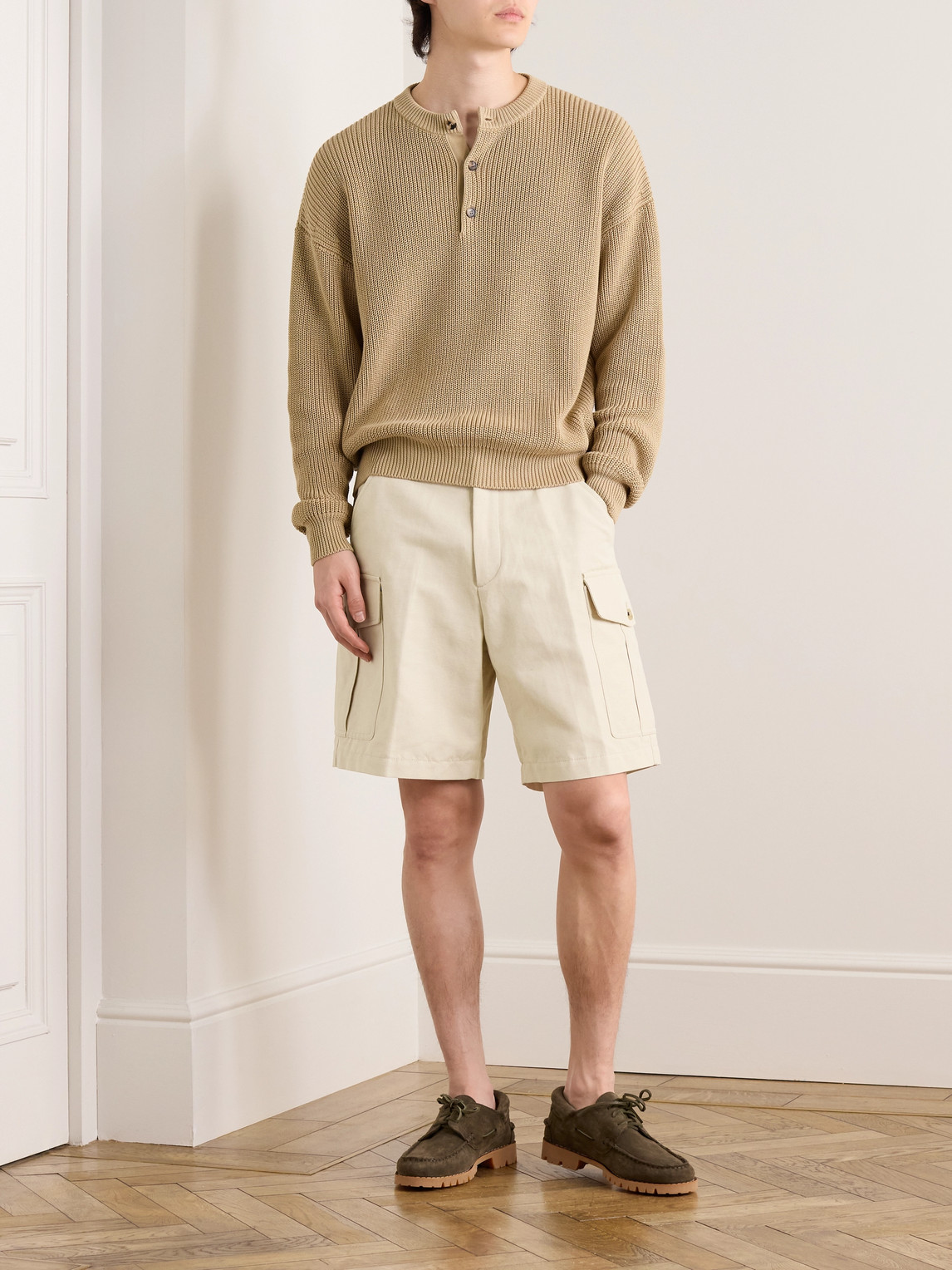 Shop Loro Piana Bizen Wide-leg Cotton And Linen-blend Canvas Cargo Shorts In Neutrals