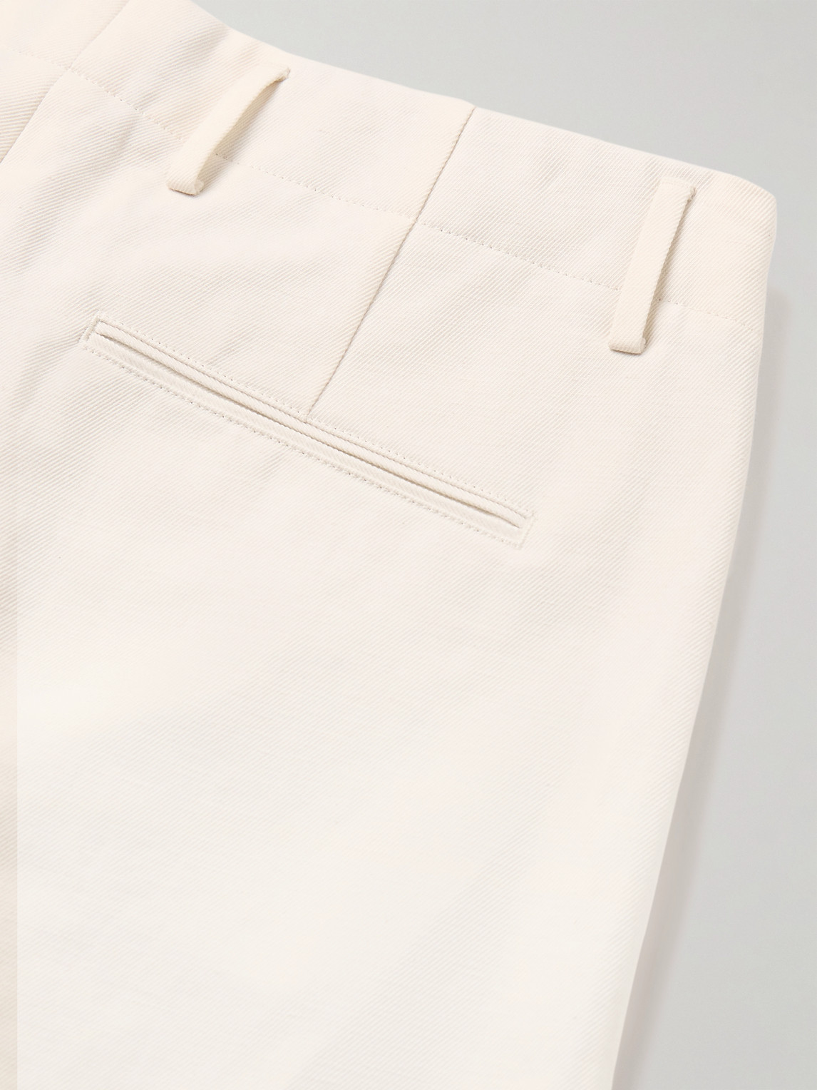 Shop Loro Piana Joetsu Wide-leg Pleated Cotton And Linen-blend Twill Shorts In Neutrals