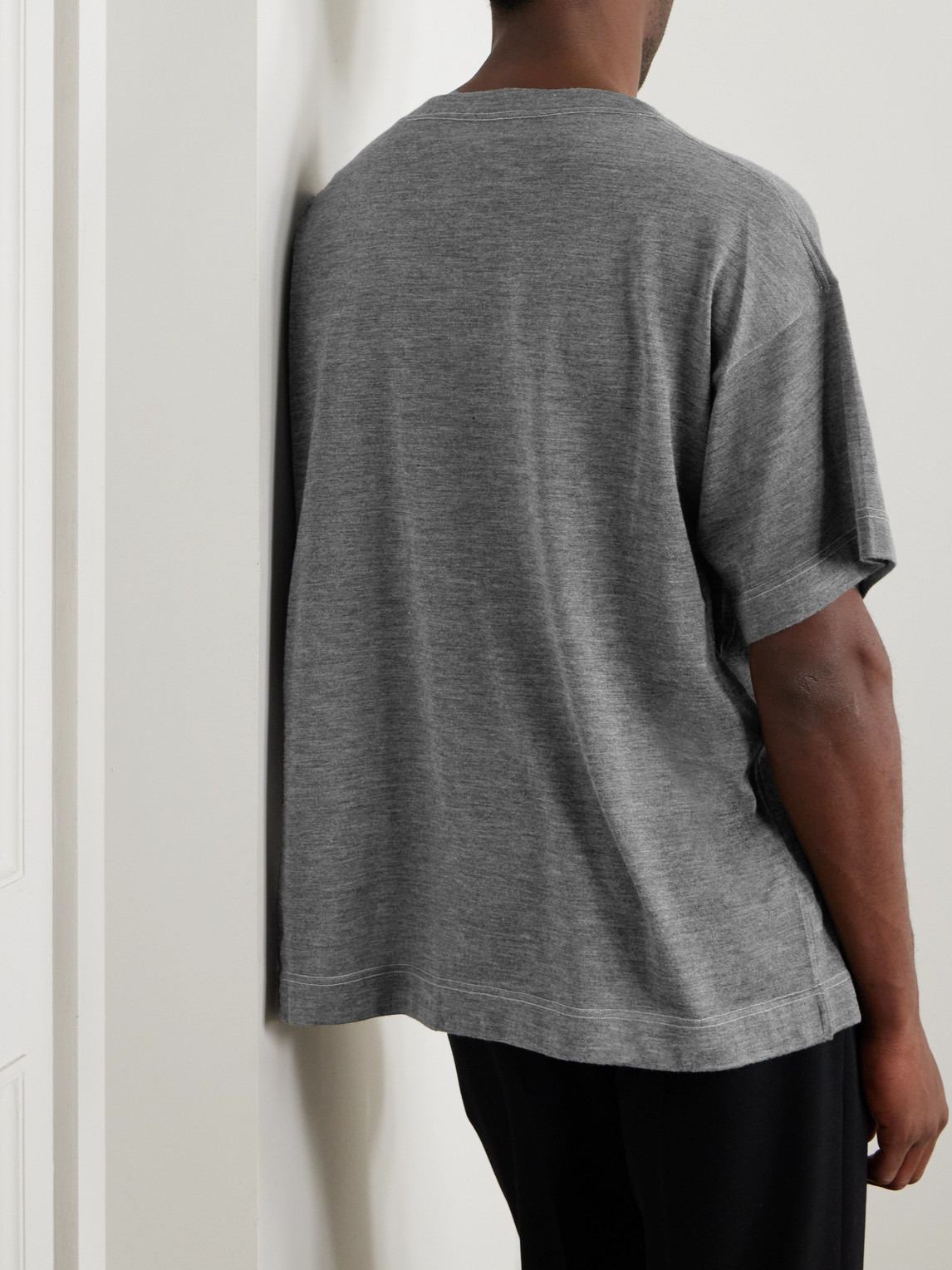 The Row Nico Oversized Cashmere And Silk-blend T-shirt In Gray