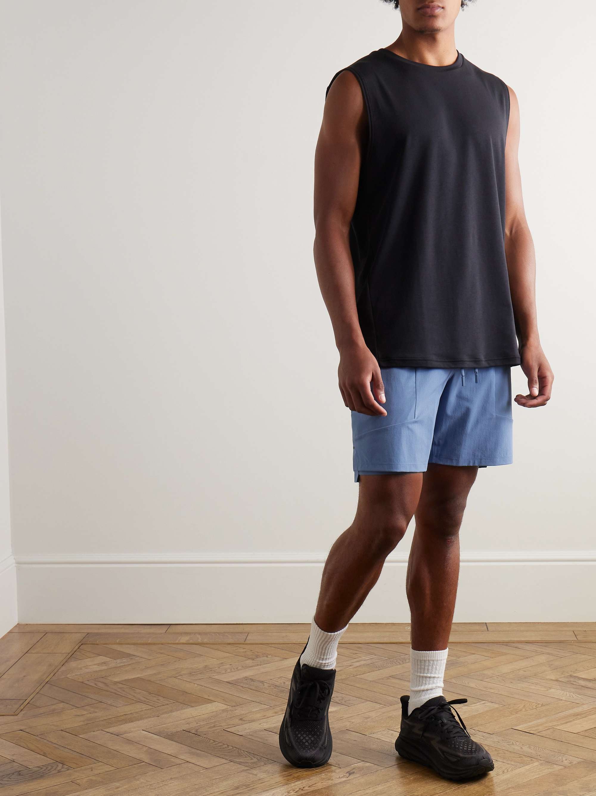 LULULEMON 