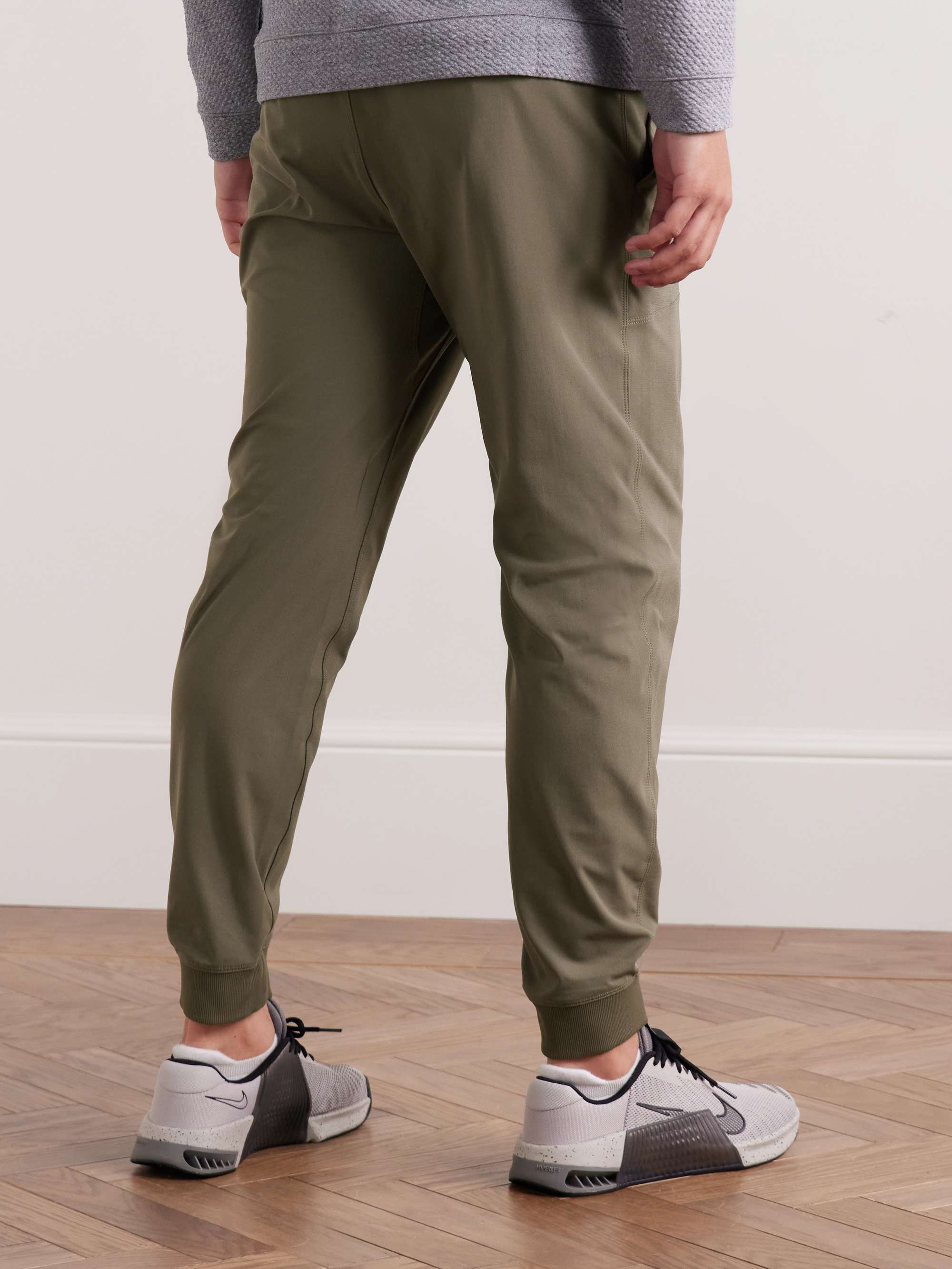LULULEMON 