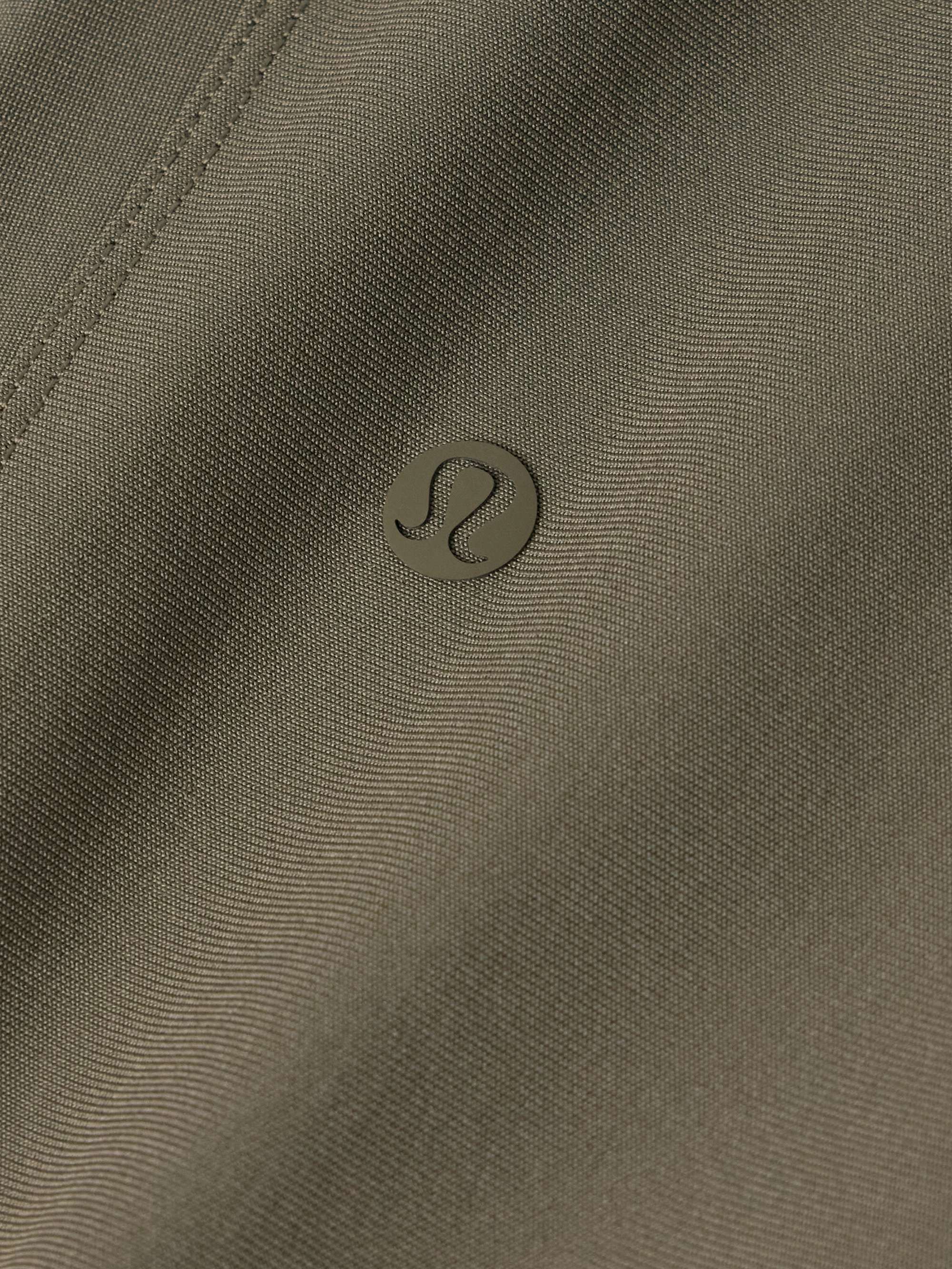 LULULEMON 