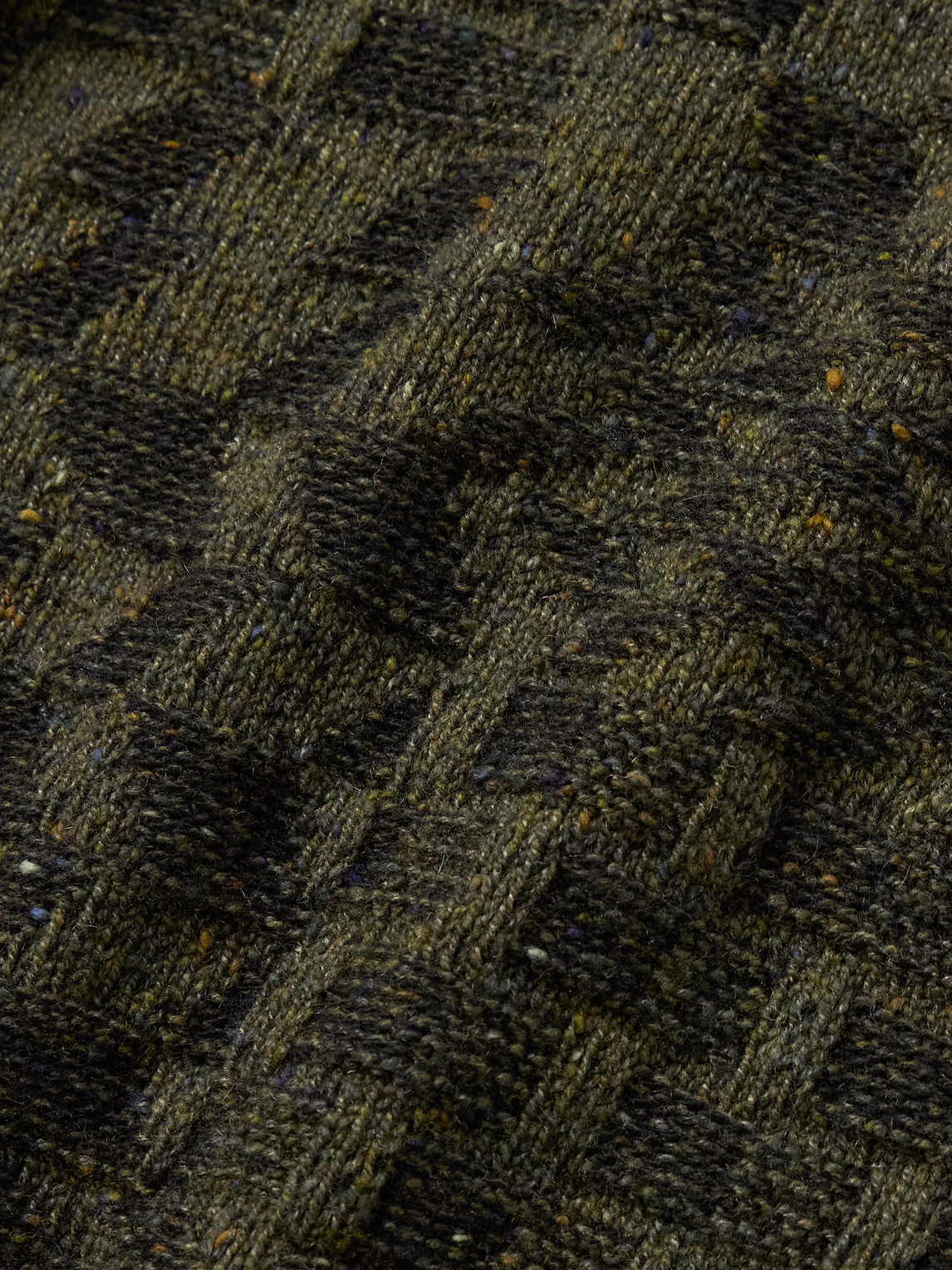 Shop Inis Meain Claiochai Merino Wool And Cashmere-blend Jacquard Sweater In Green
