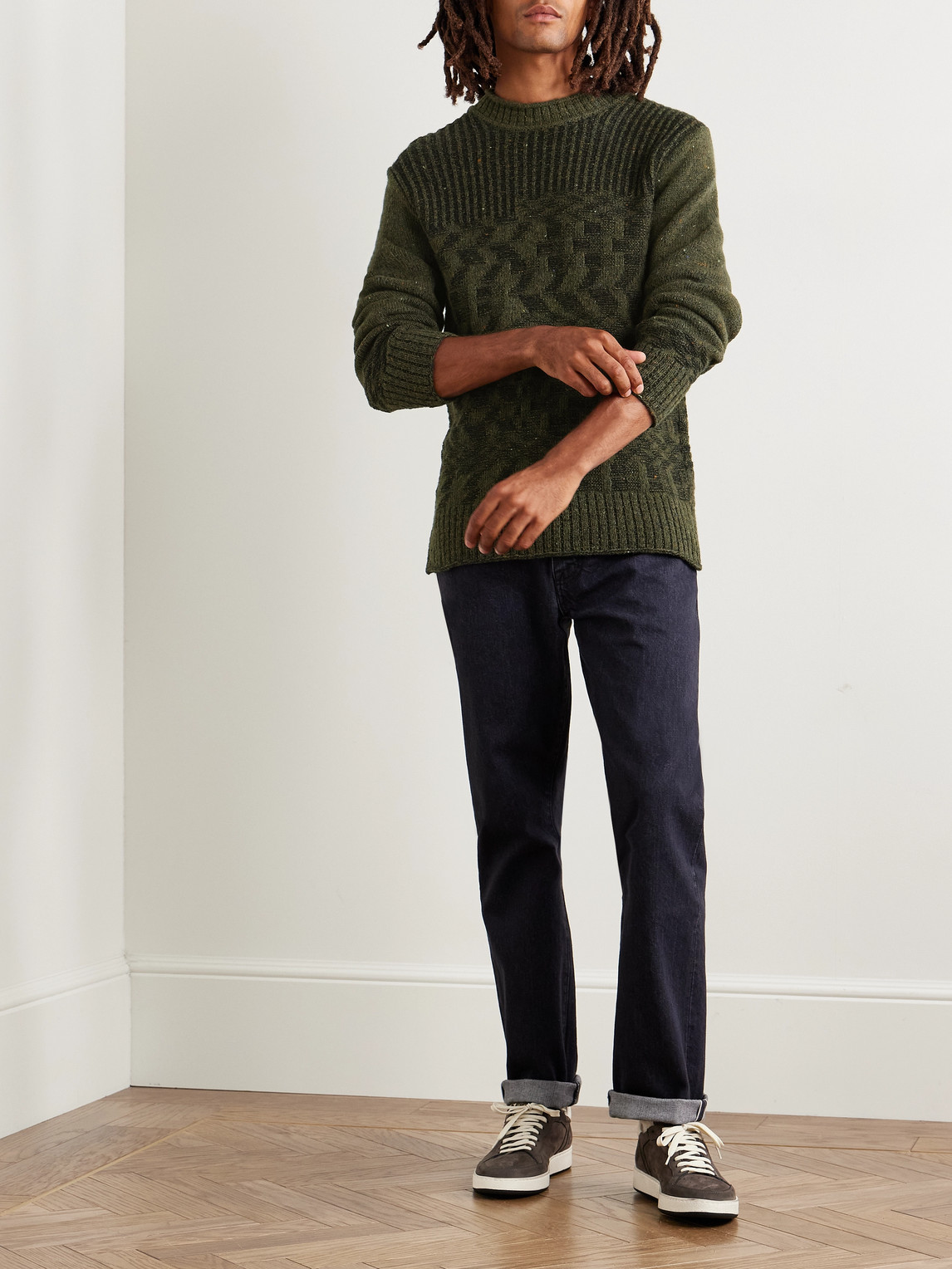 Shop Inis Meain Claiochai Merino Wool And Cashmere-blend Jacquard Sweater In Green