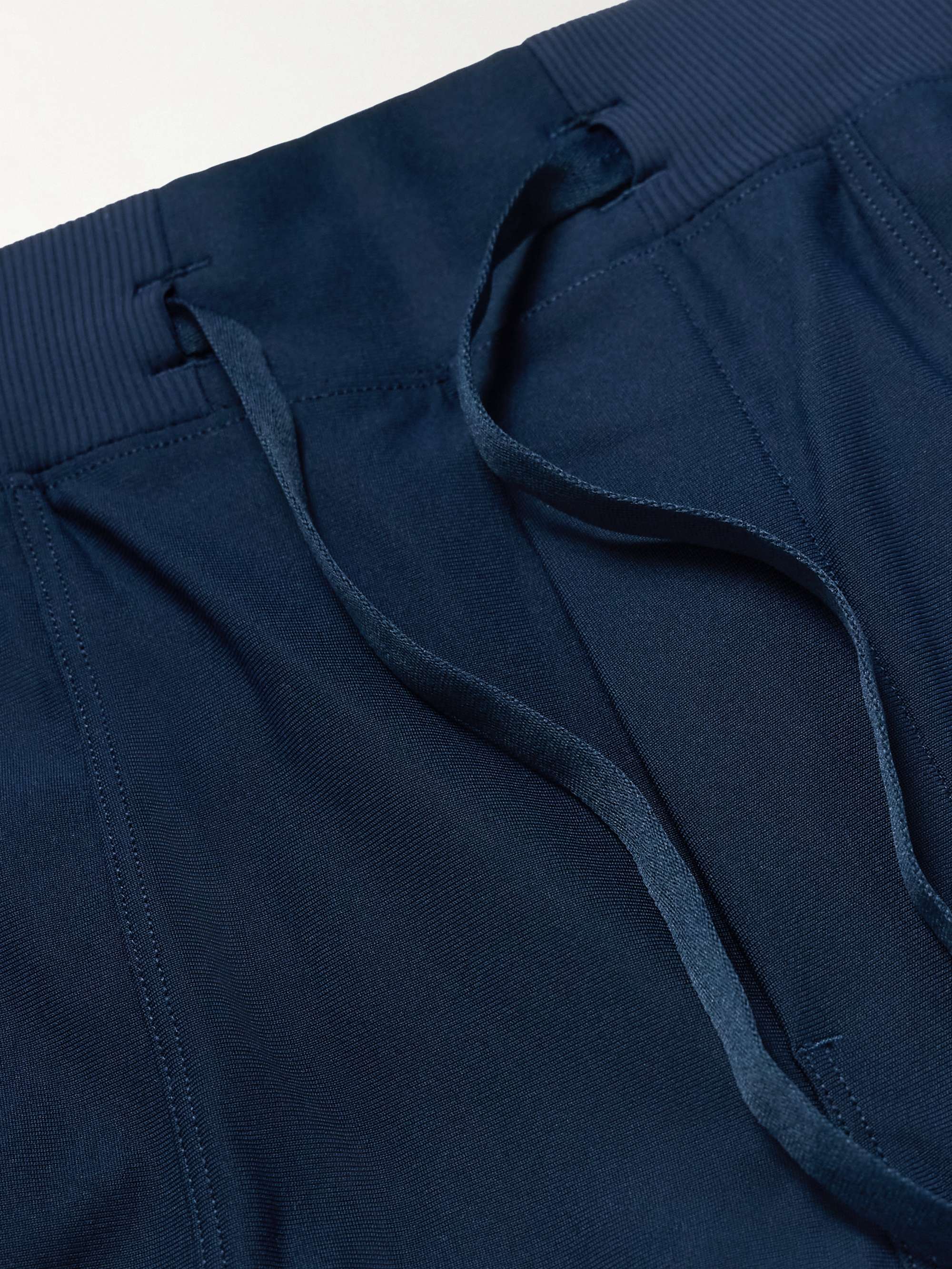 LULULEMON 