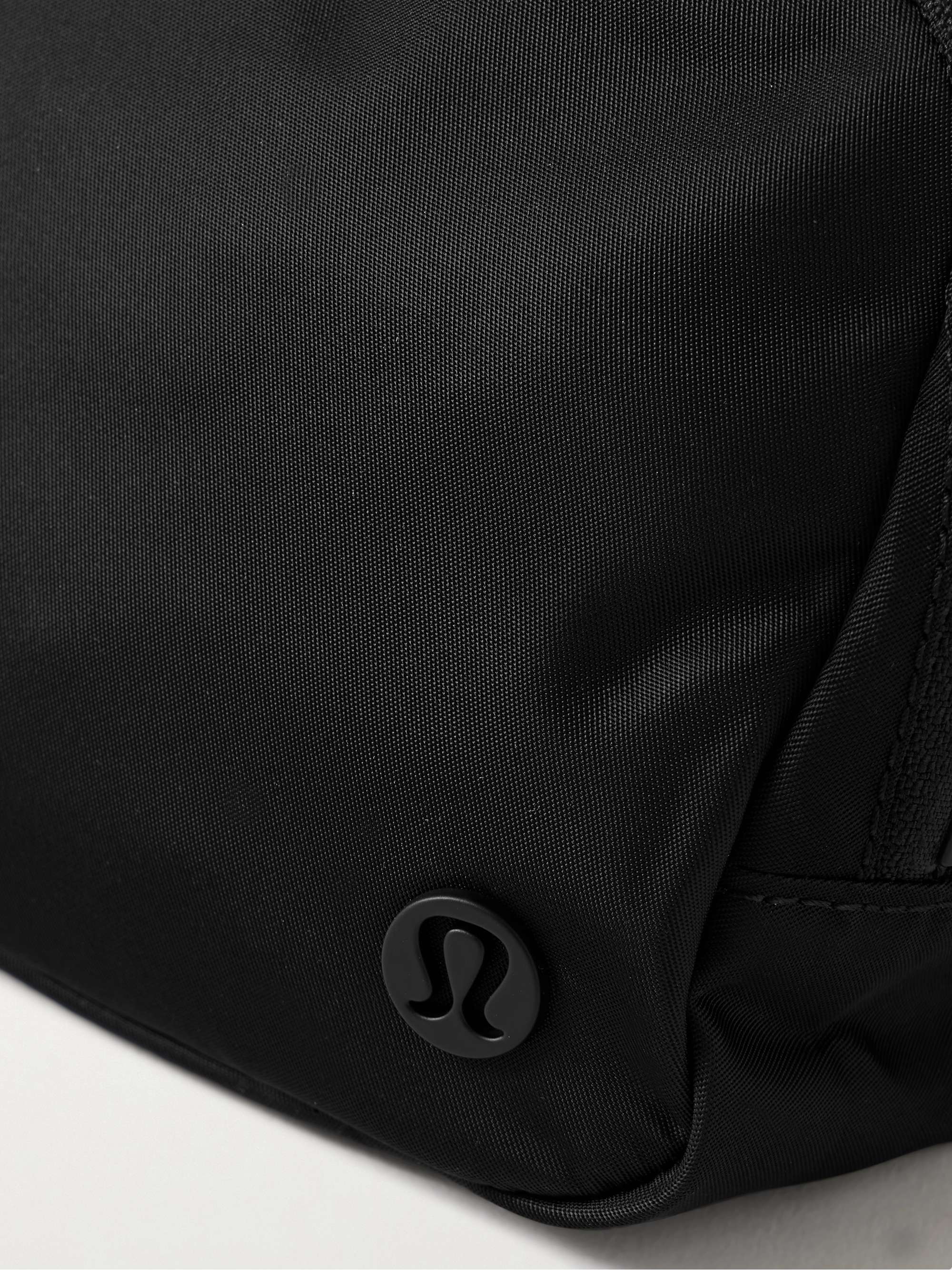 LULULEMON 