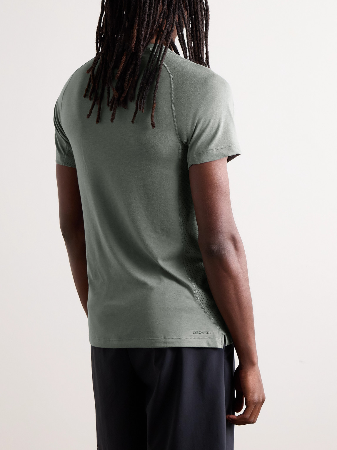 Shop Nike Flex Rep Mesh-panelled Dri-fit T-shirt In Gray