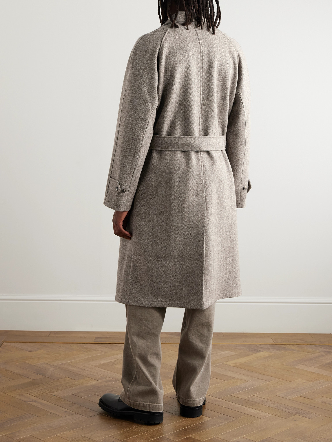 De Bonne Facture Grandad Double-breasted Herringbone Wool Coat In Neutrals