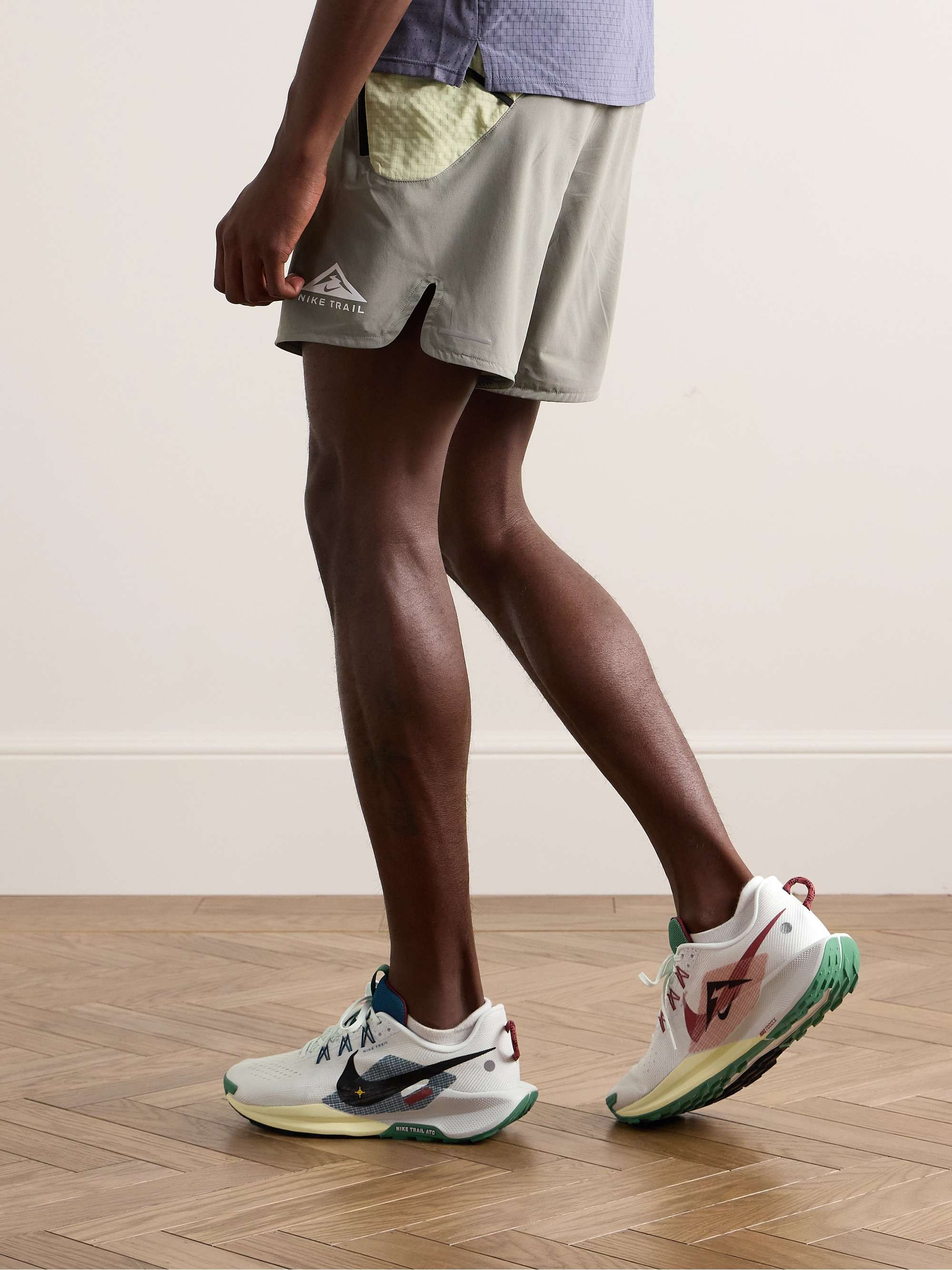NIKE RUNNING 