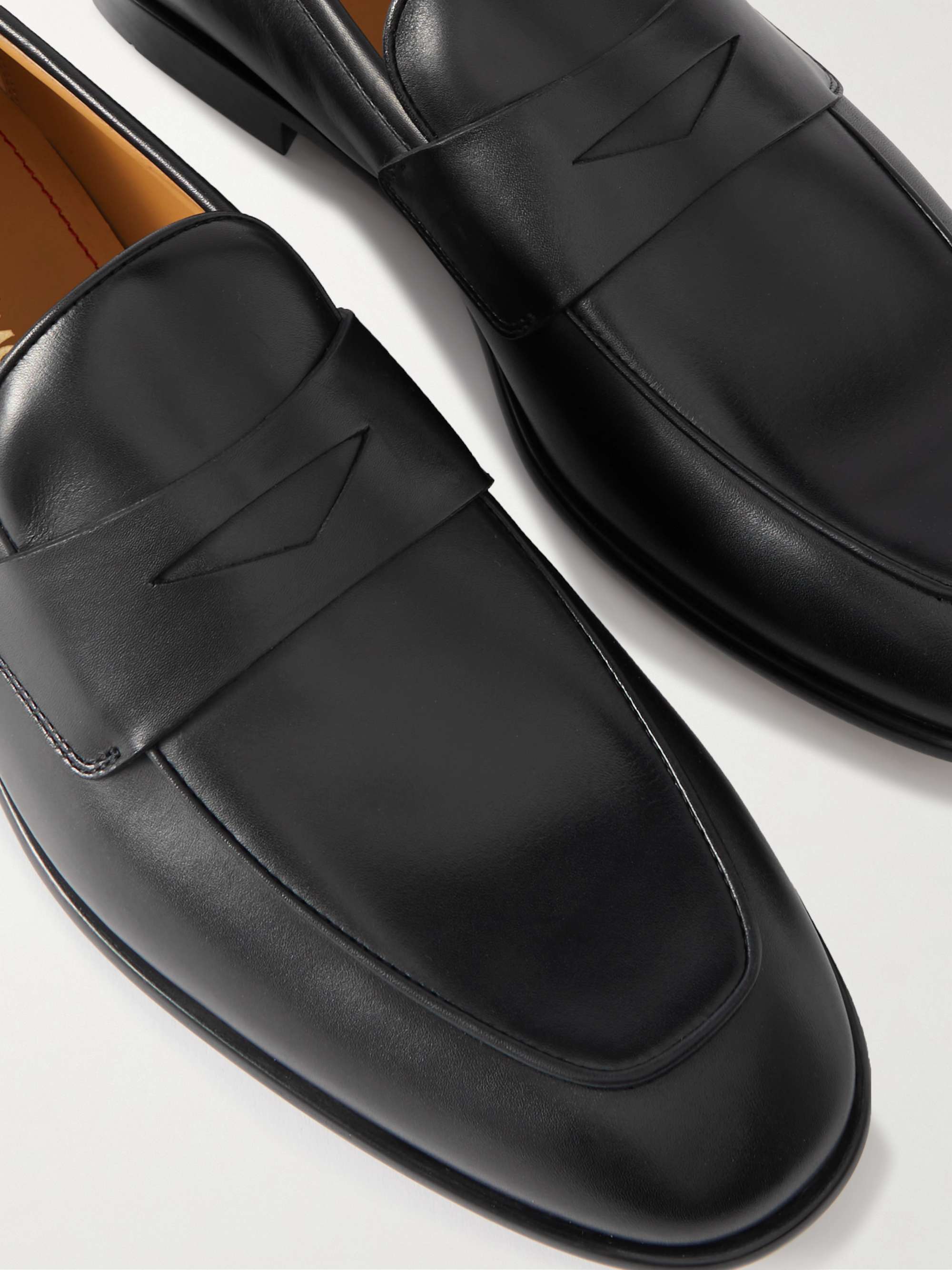 FERRAGAMO 