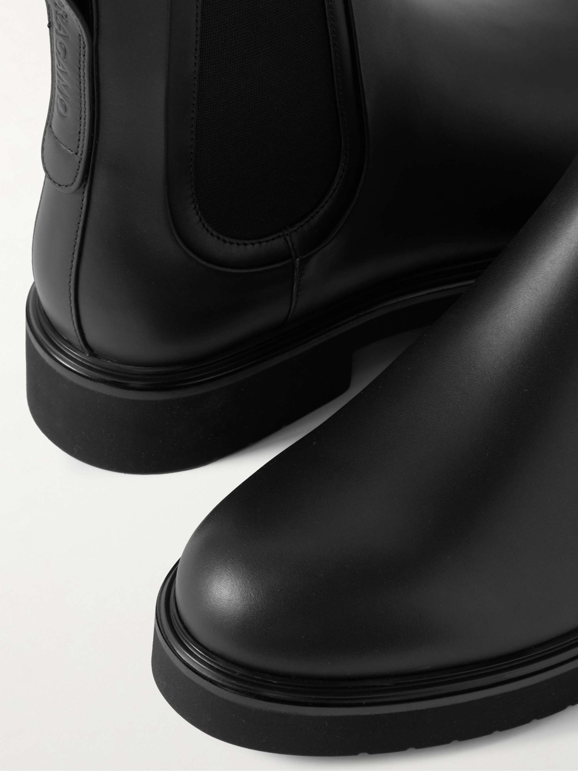 FERRAGAMO 