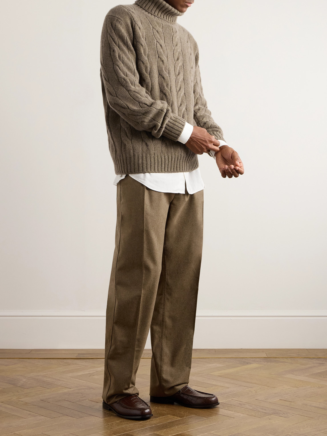Loro Piana Reinga Straight-leg Pleated Wool And Cashmere-blend Flannel Trousers In Green