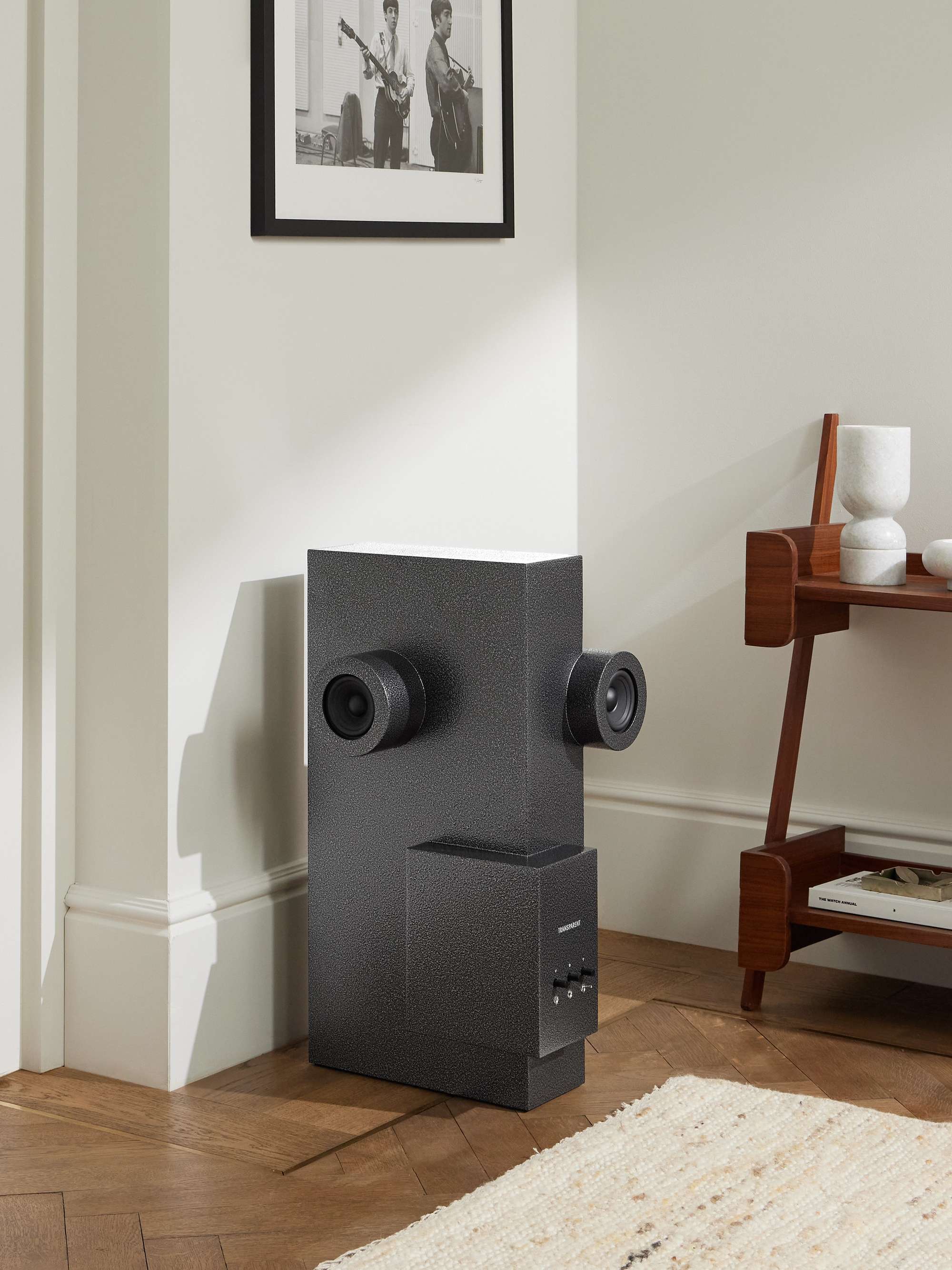 TRANSPARENT SPEAKER 