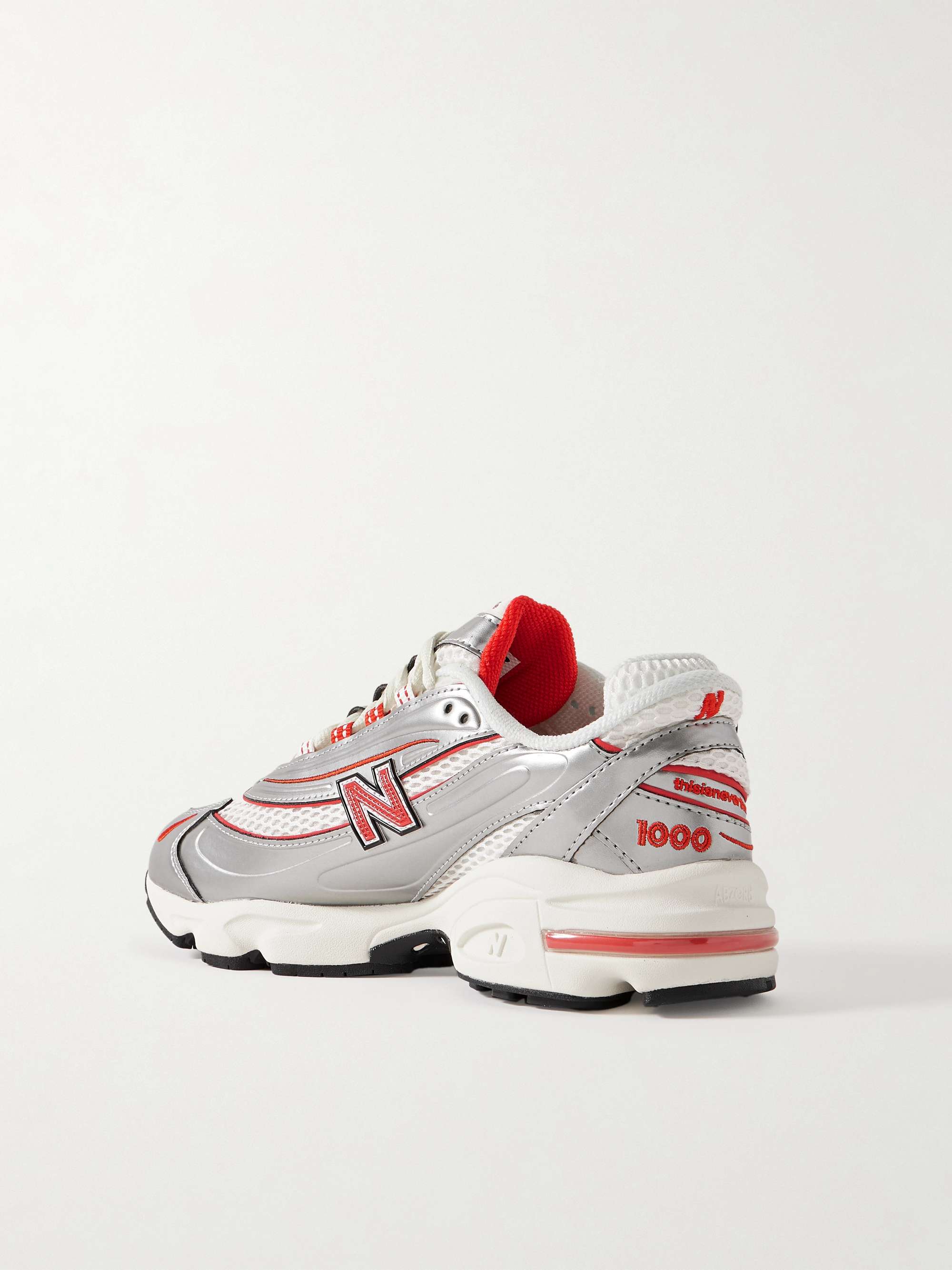 NEW BALANCE 