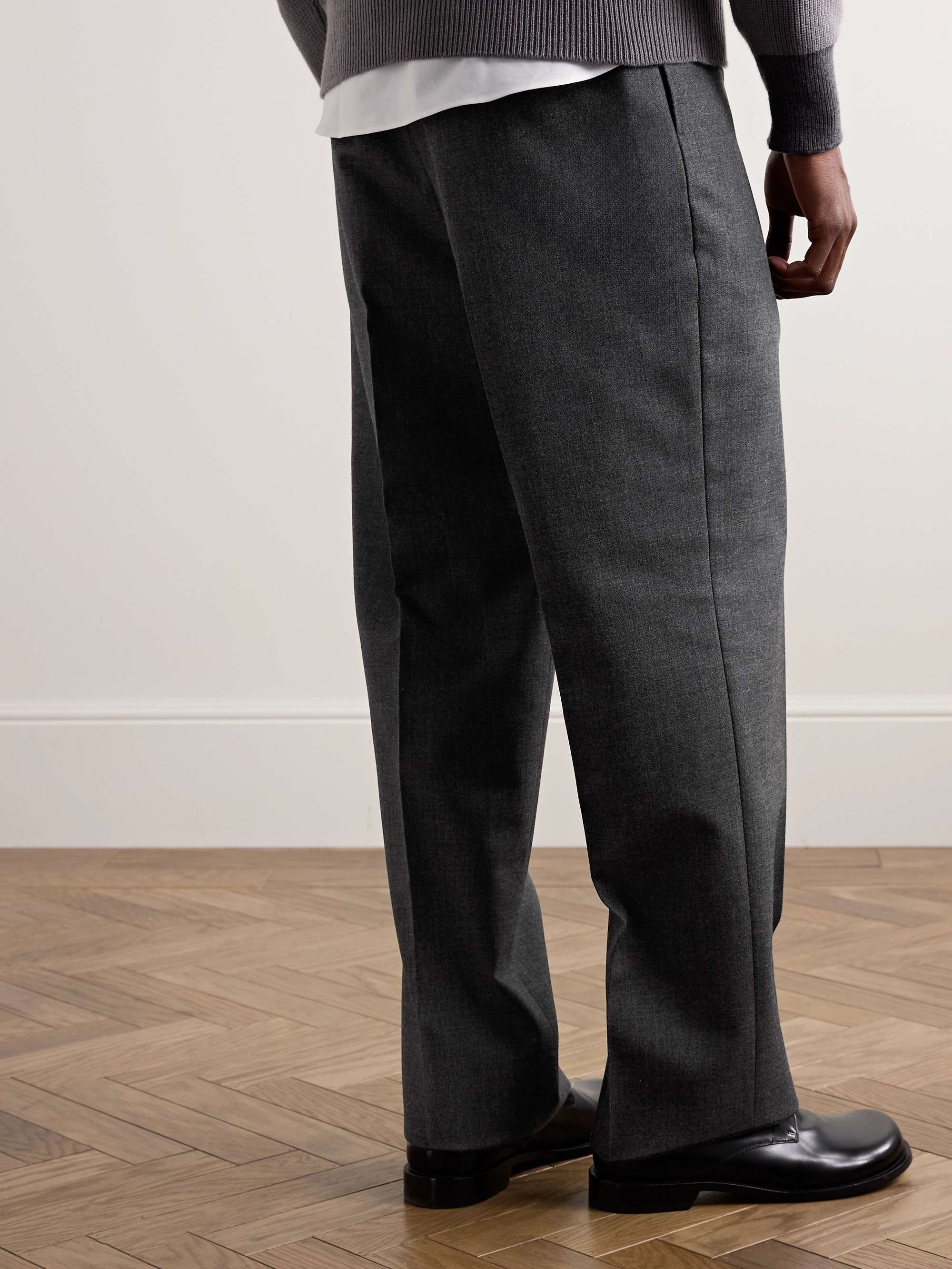 THOM BROWNE 