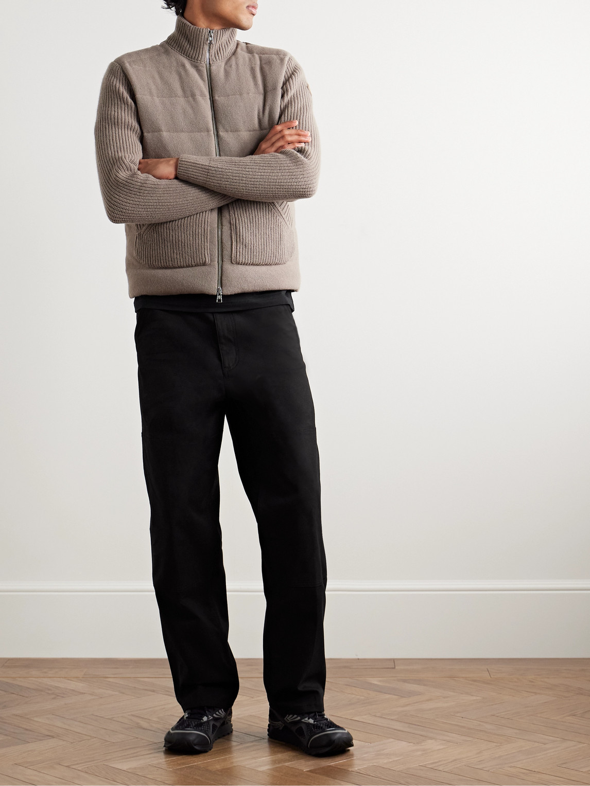 Moncler Cotton Trousers Cargo Pockets In Black