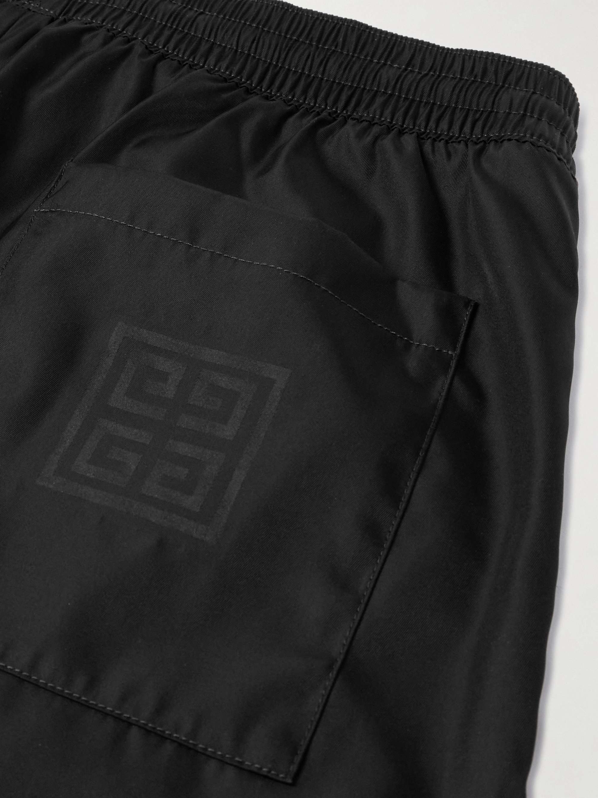 GIVENCHY 