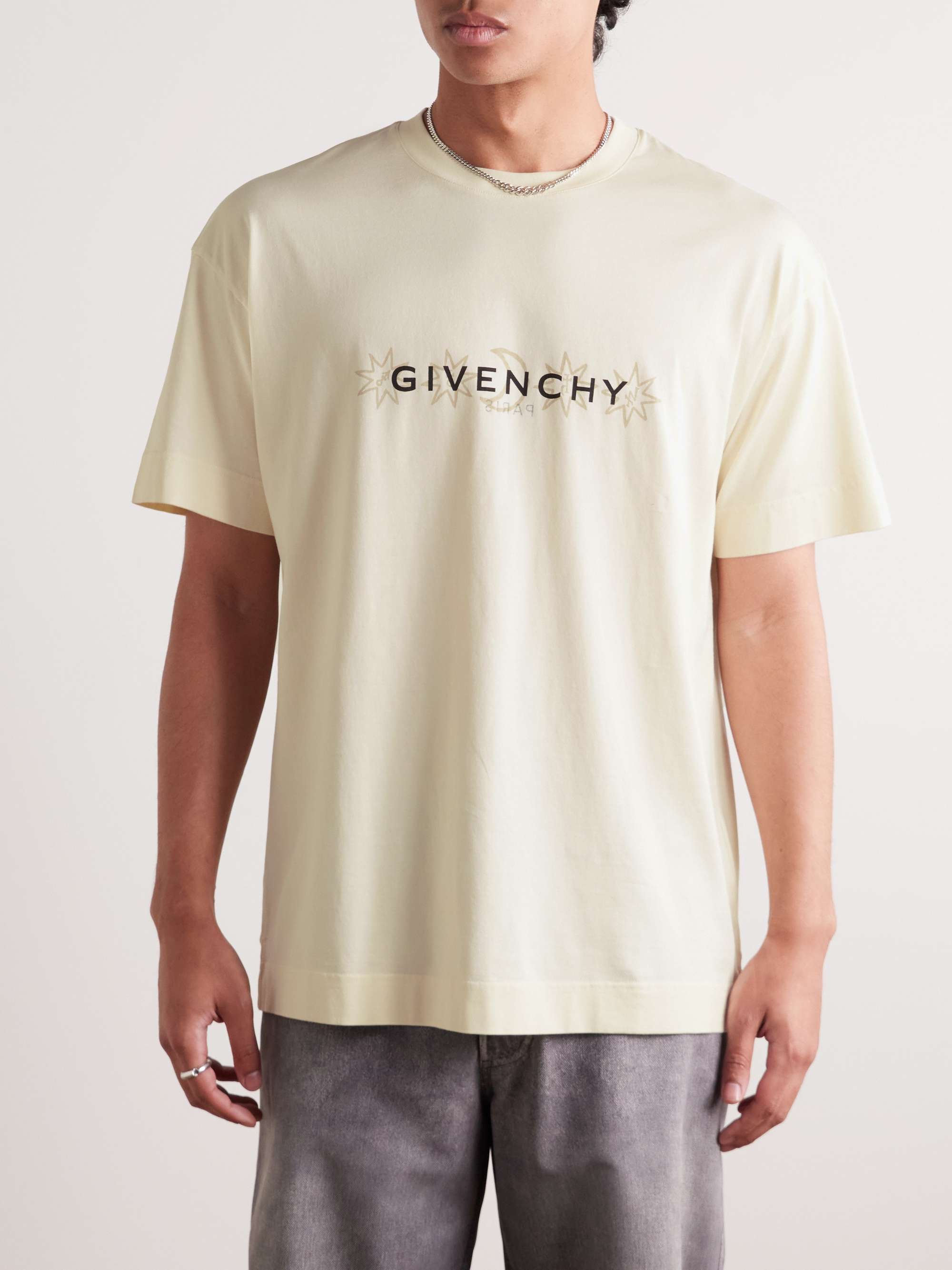 GIVENCHY 