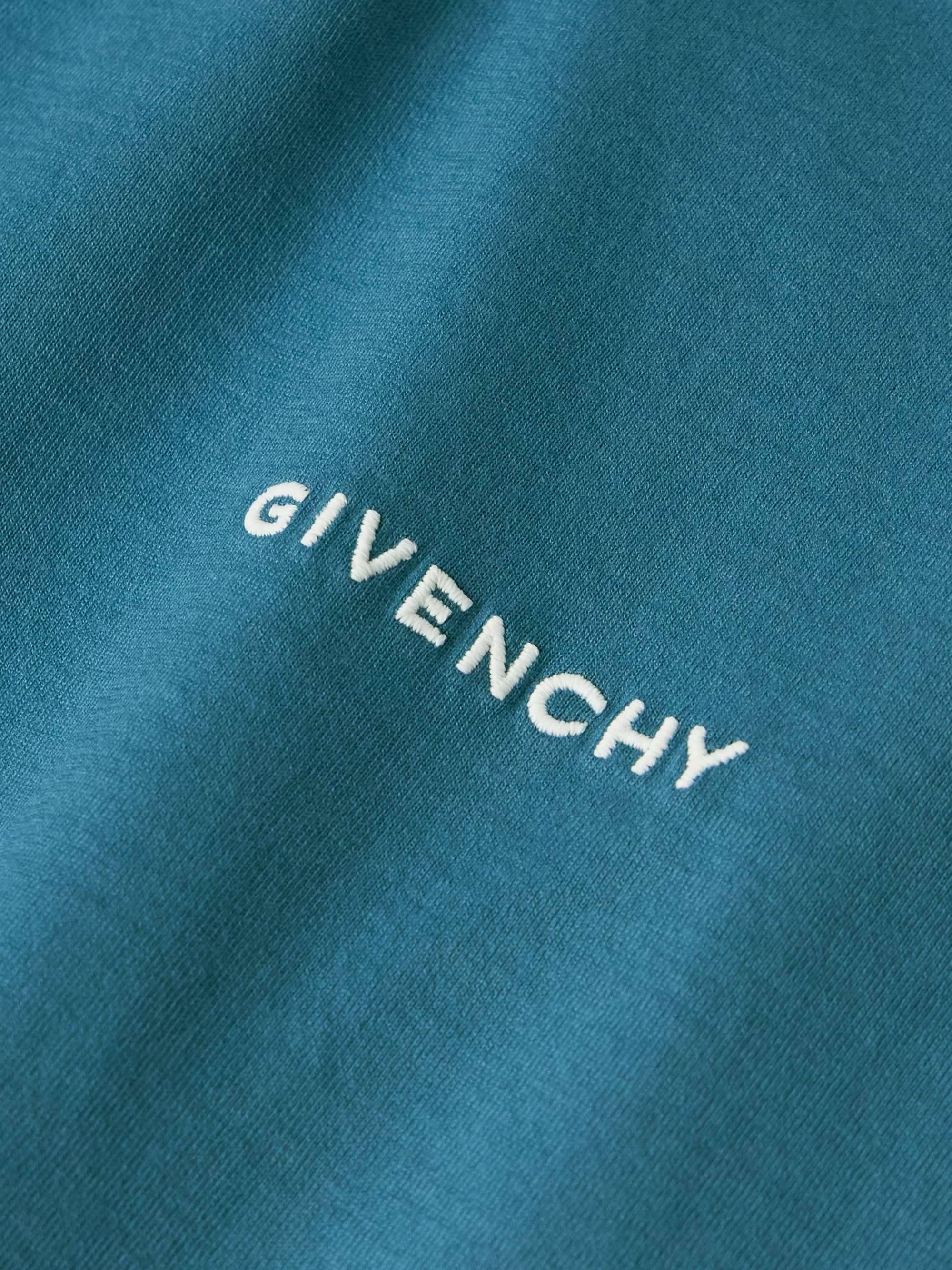 GIVENCHY 