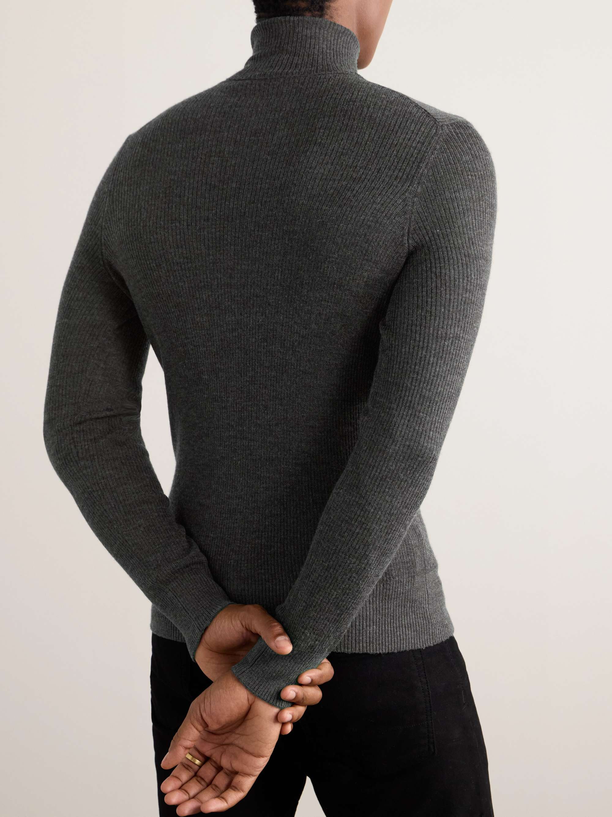 TOM FORD 
