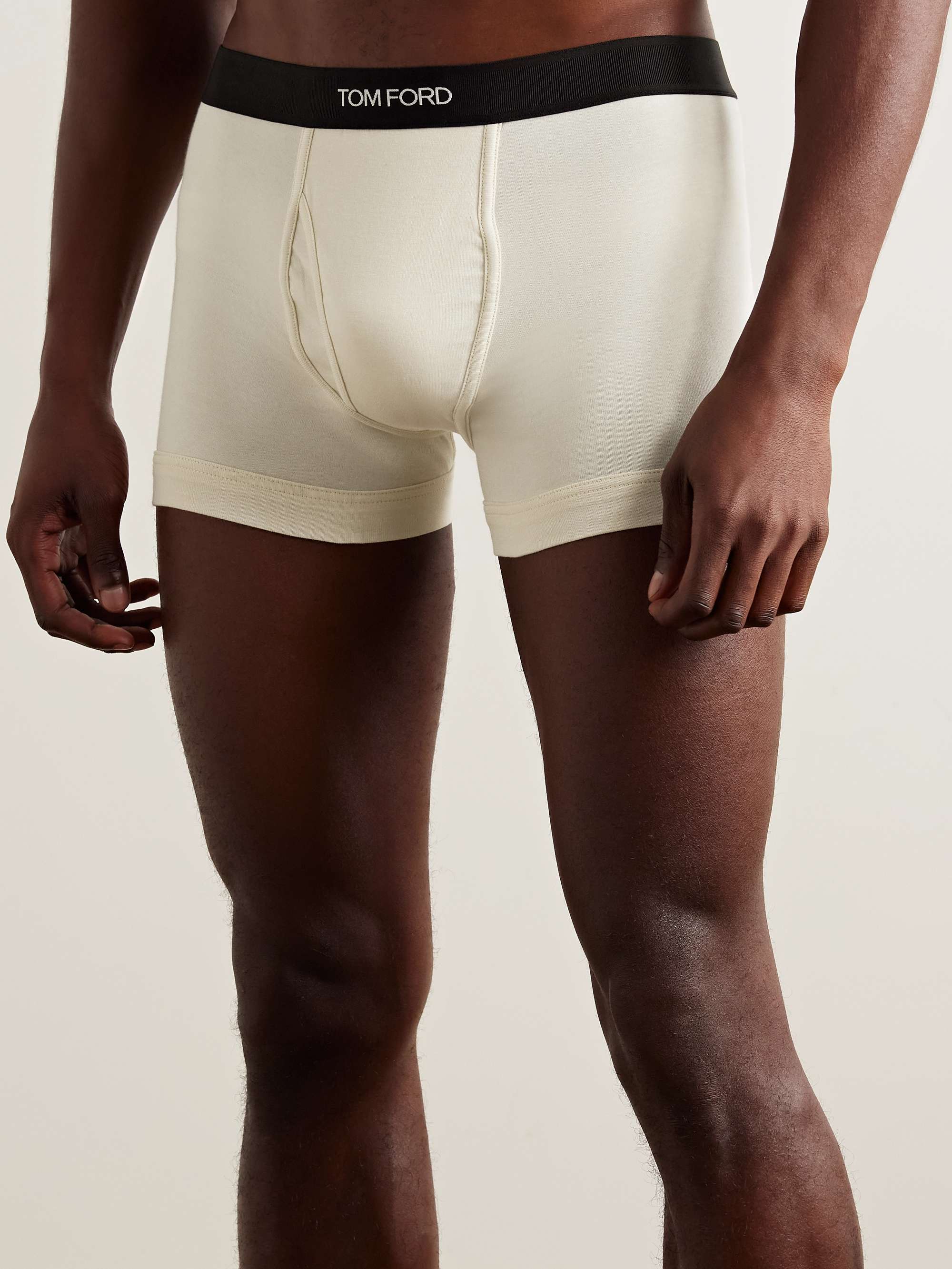 TOM FORD 