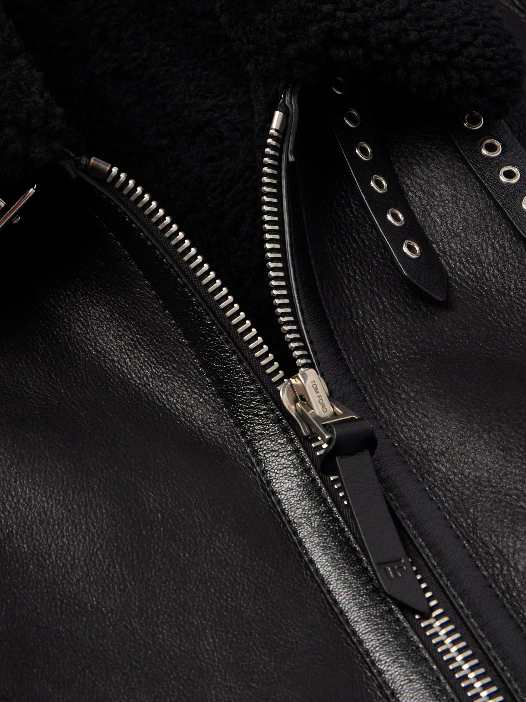 TOM FORD 