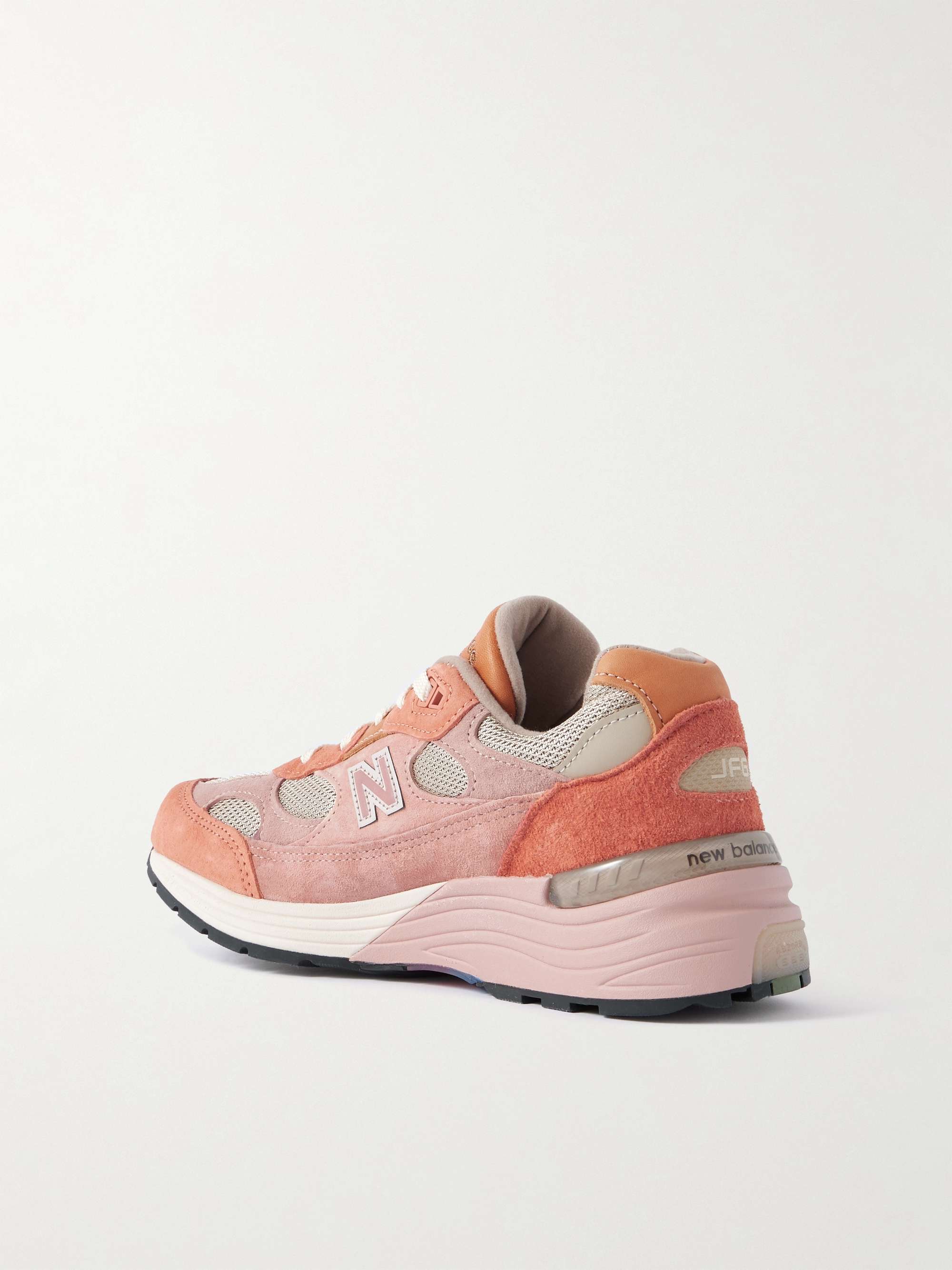 NEW BALANCE 