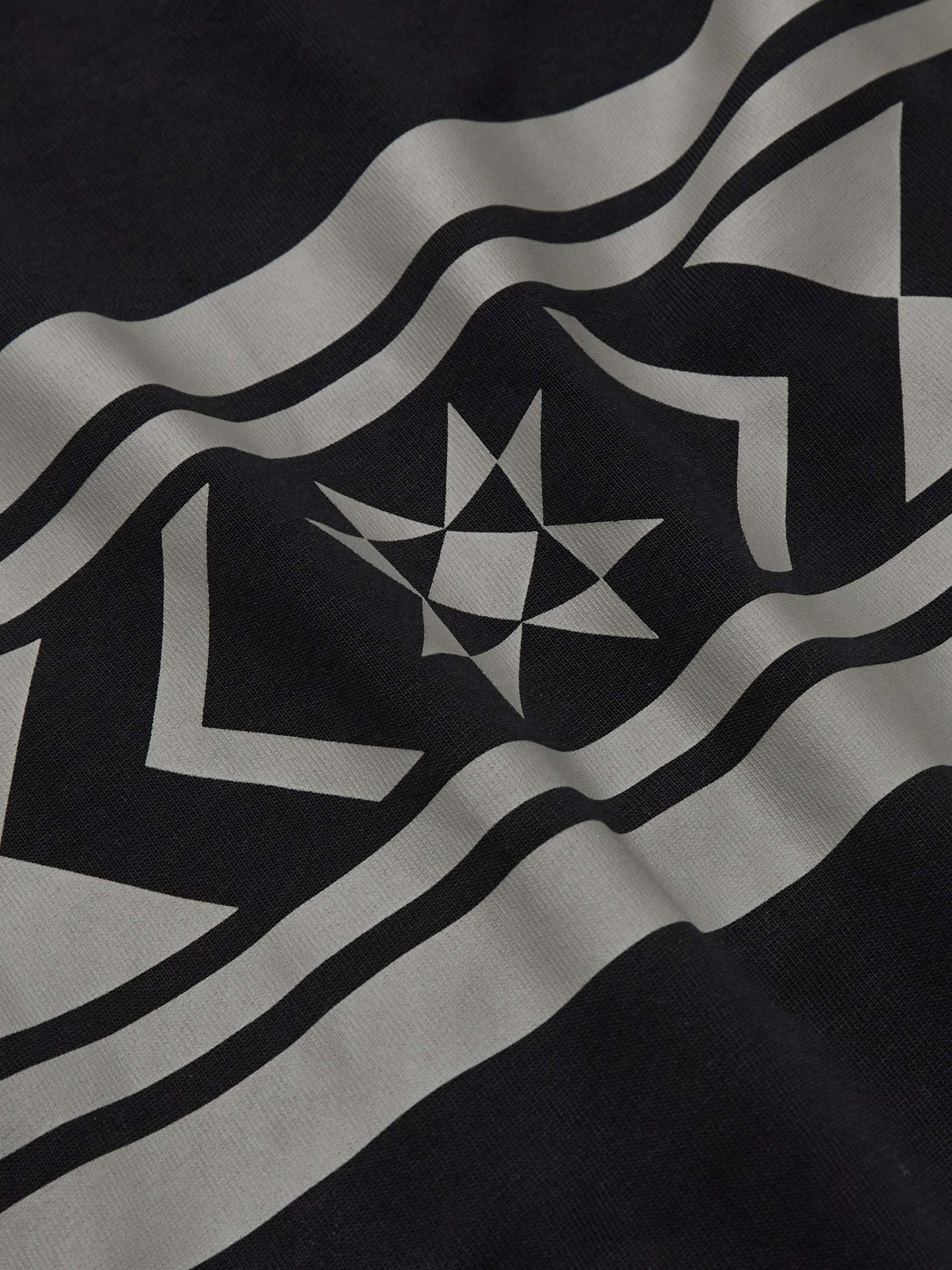 MANAAKI 