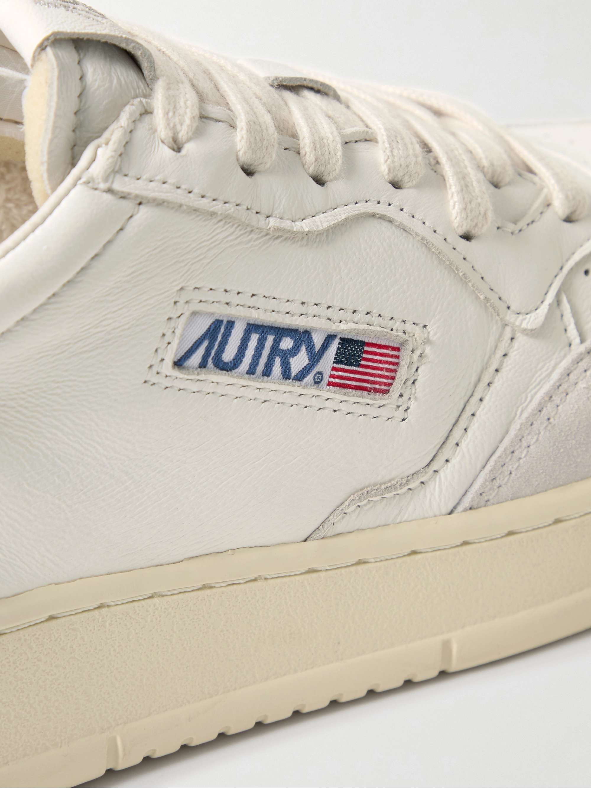 AUTRY 