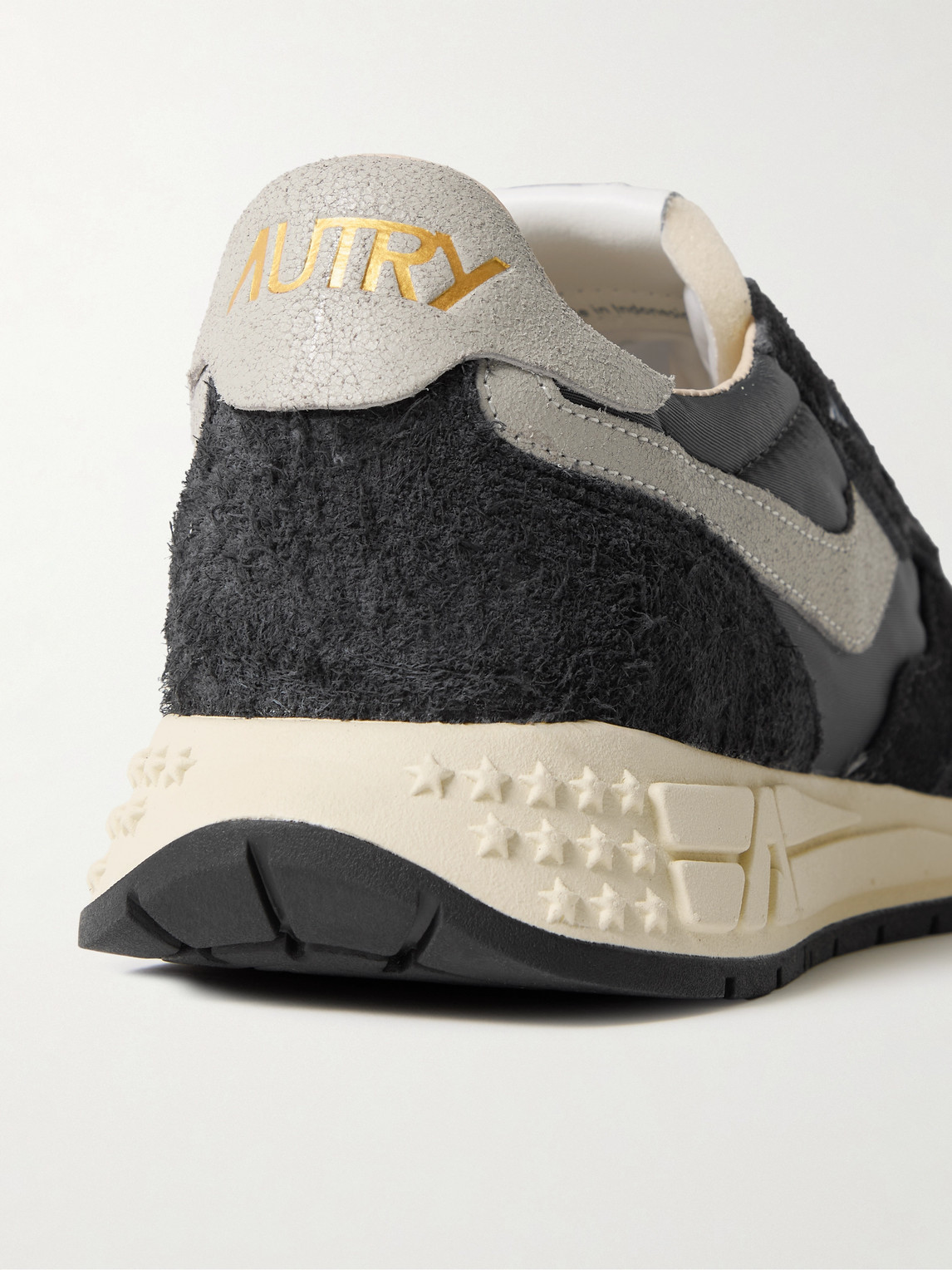 Autry Reelwind Running Sneakers In Suede And Nylon In Black