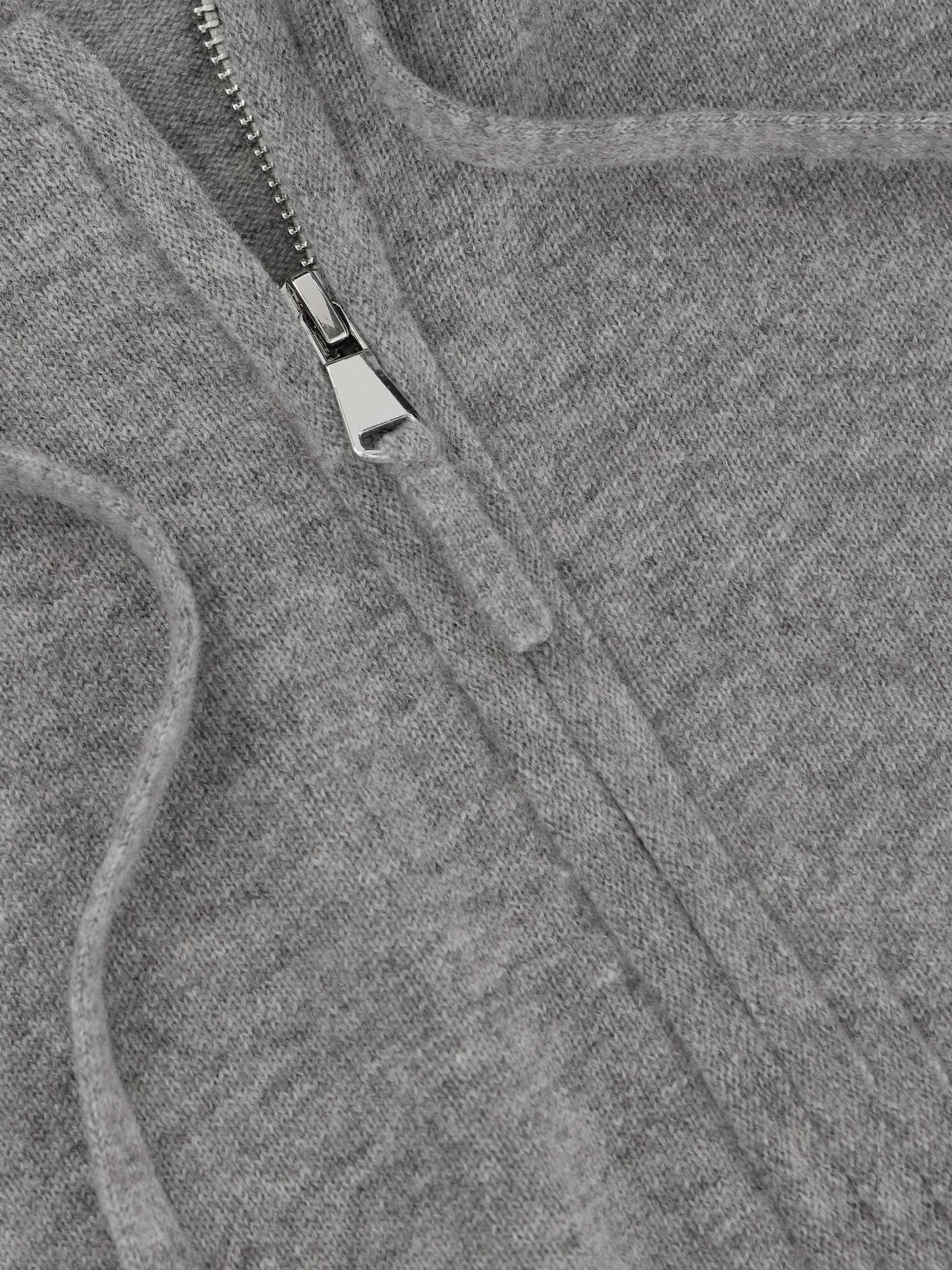 ALLUDE 