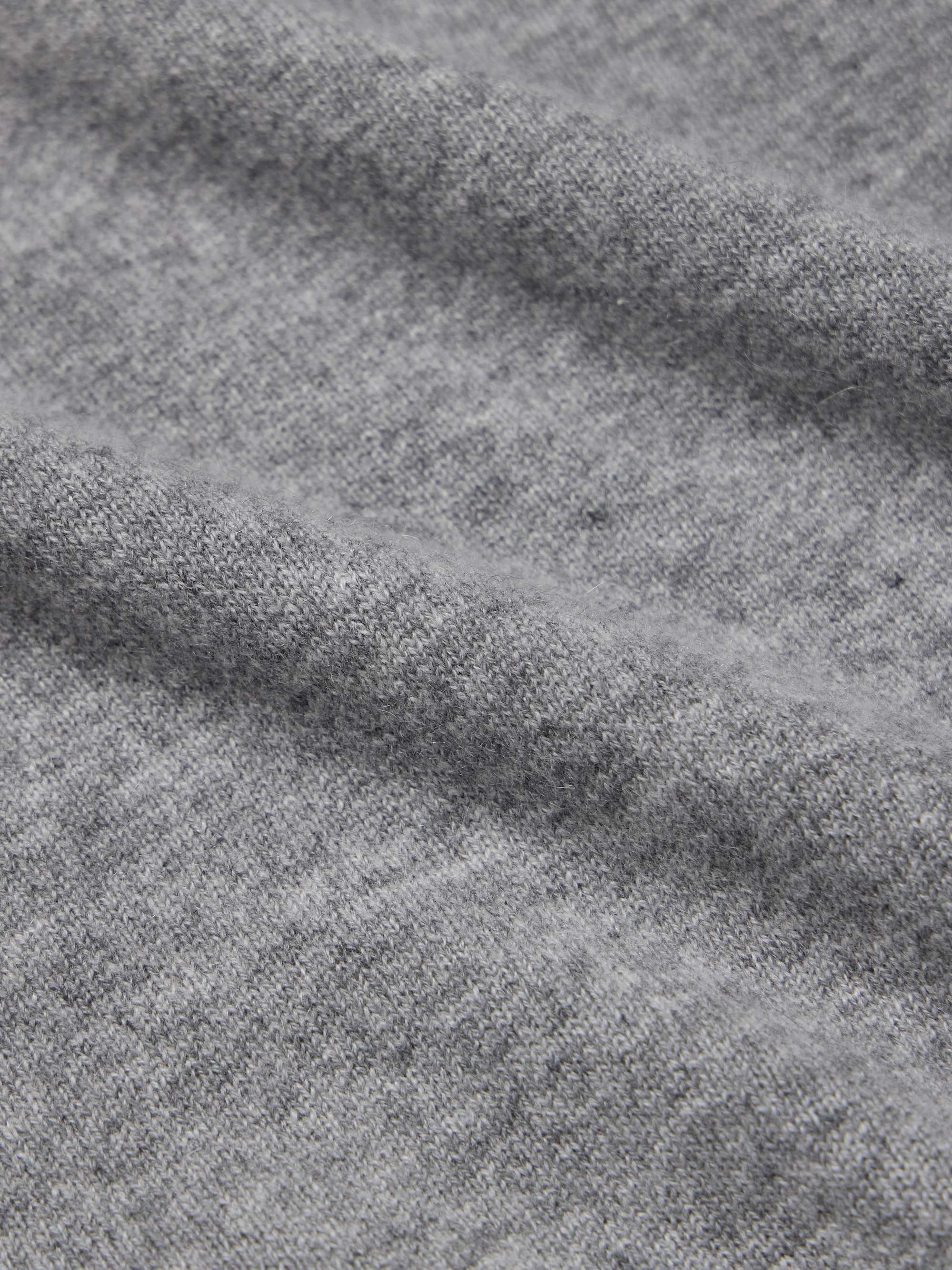 ALLUDE 