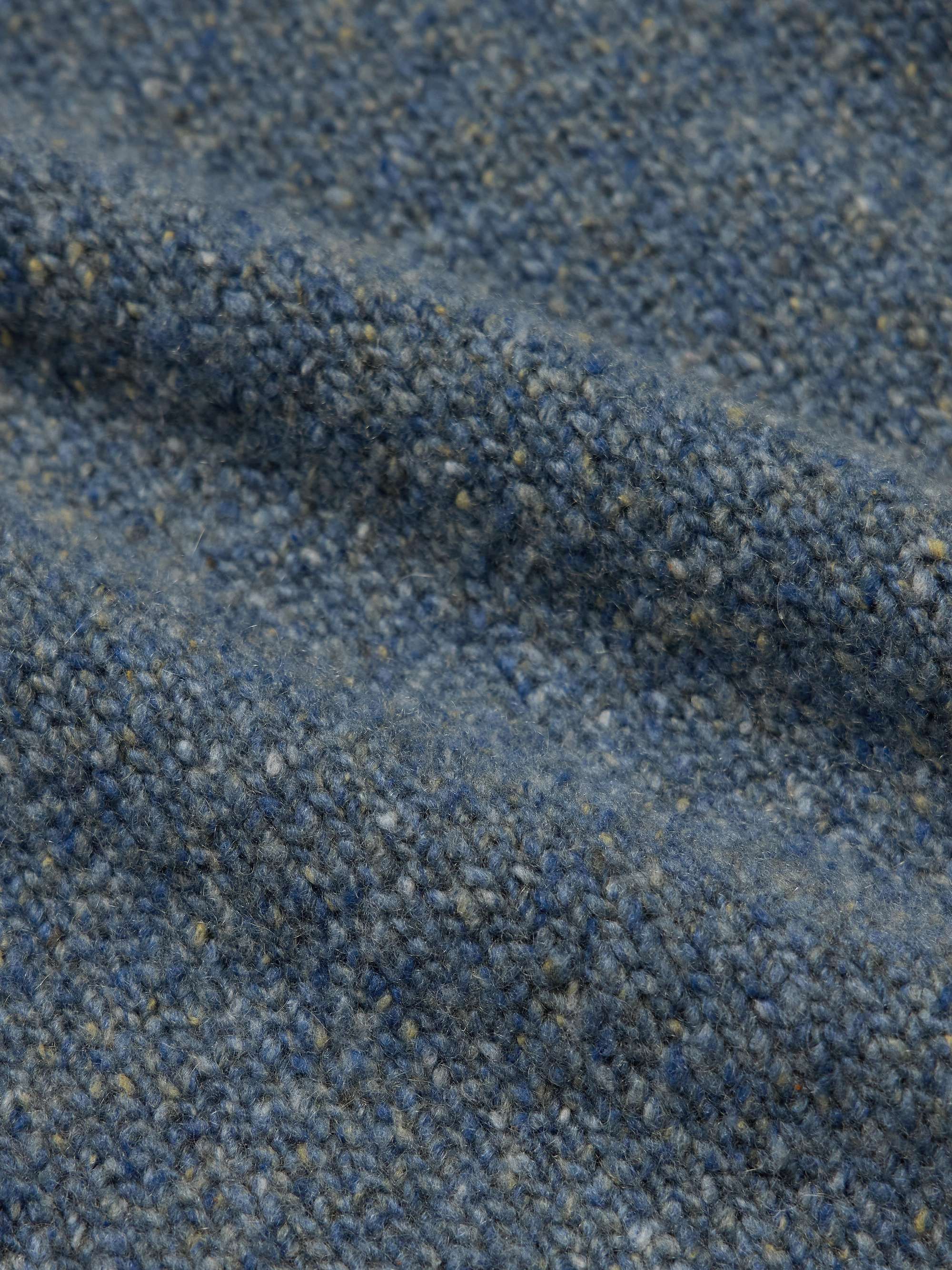 ALLUDE 