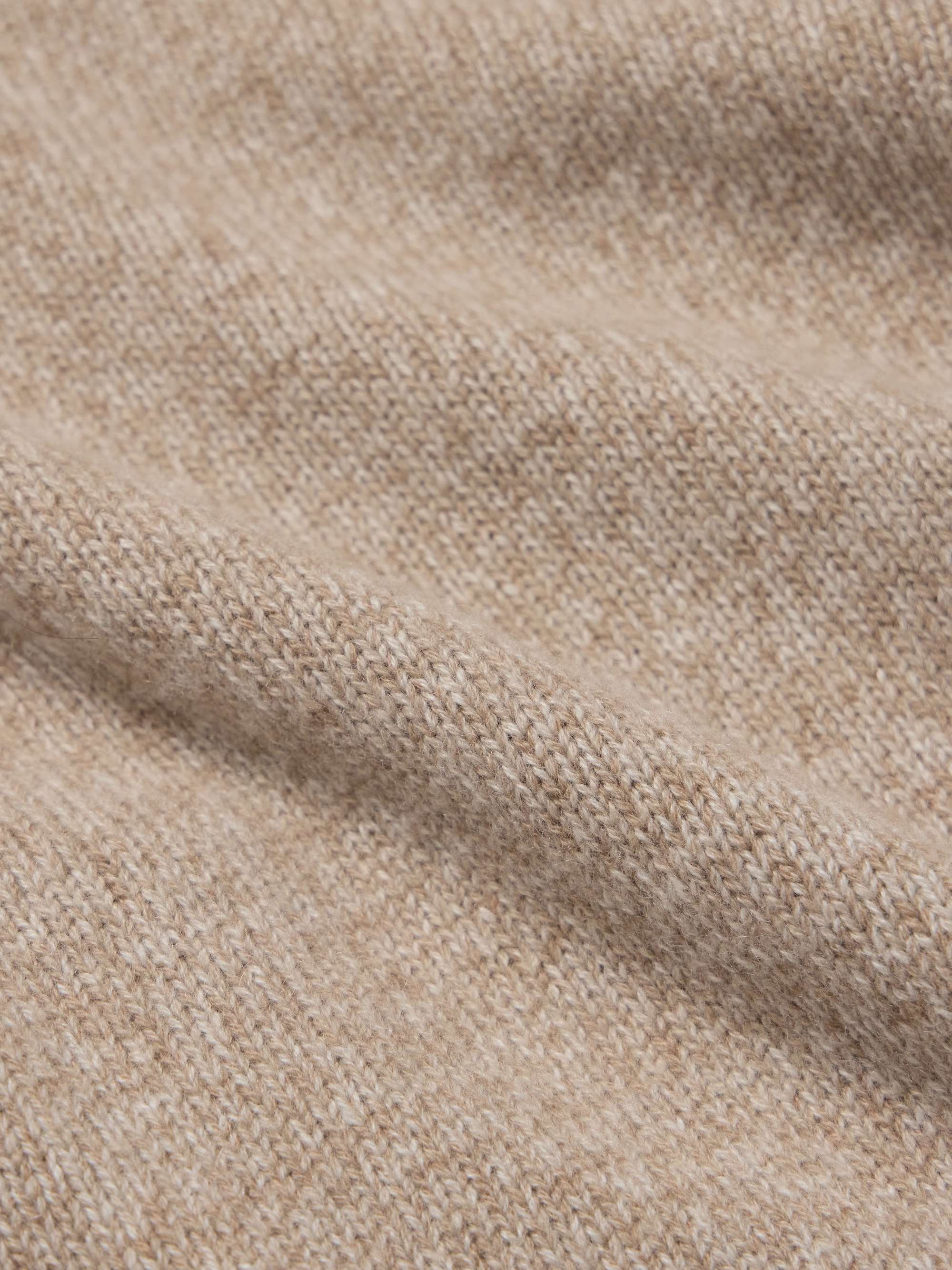 ALLUDE 