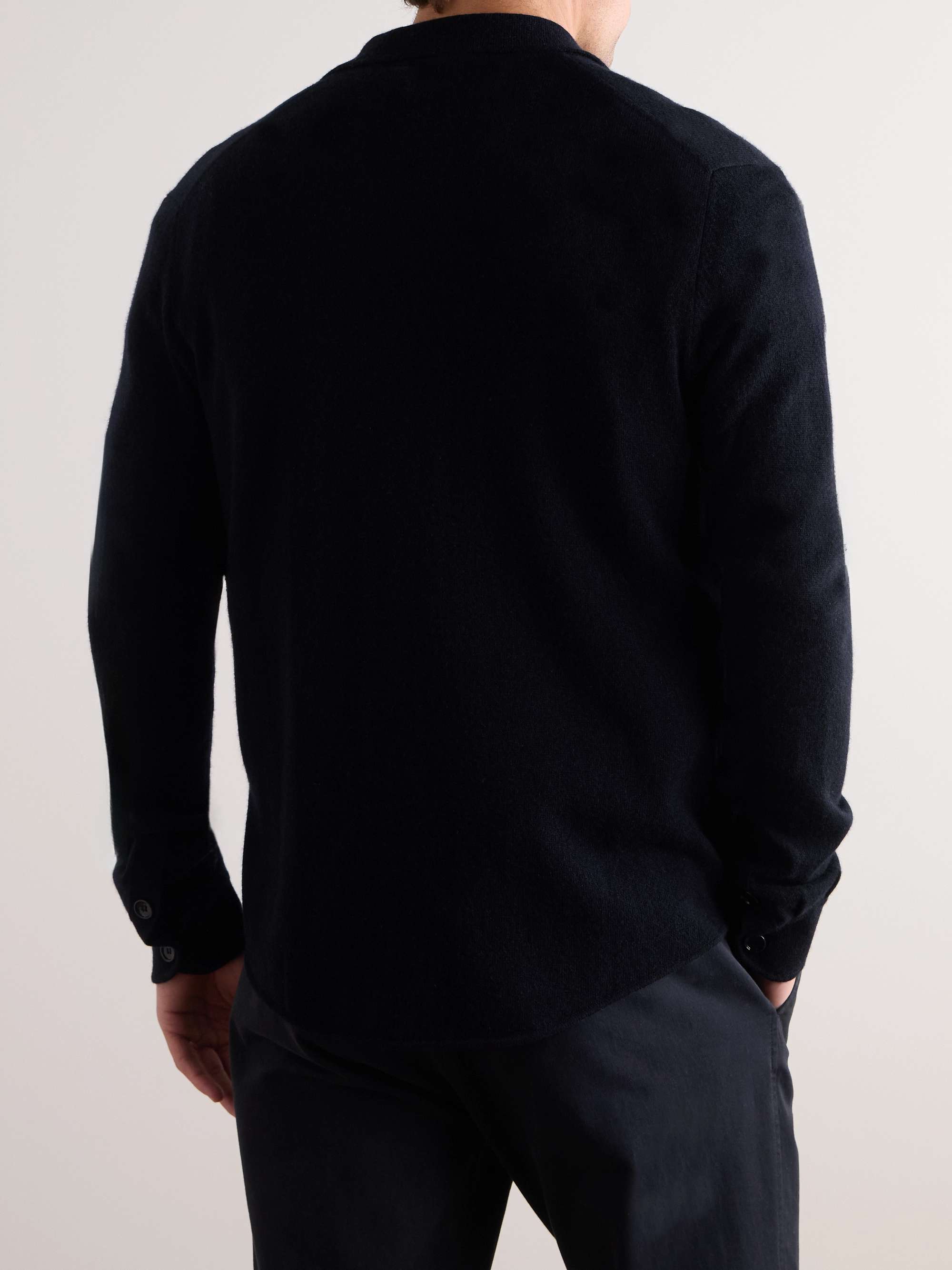 ALLUDE 