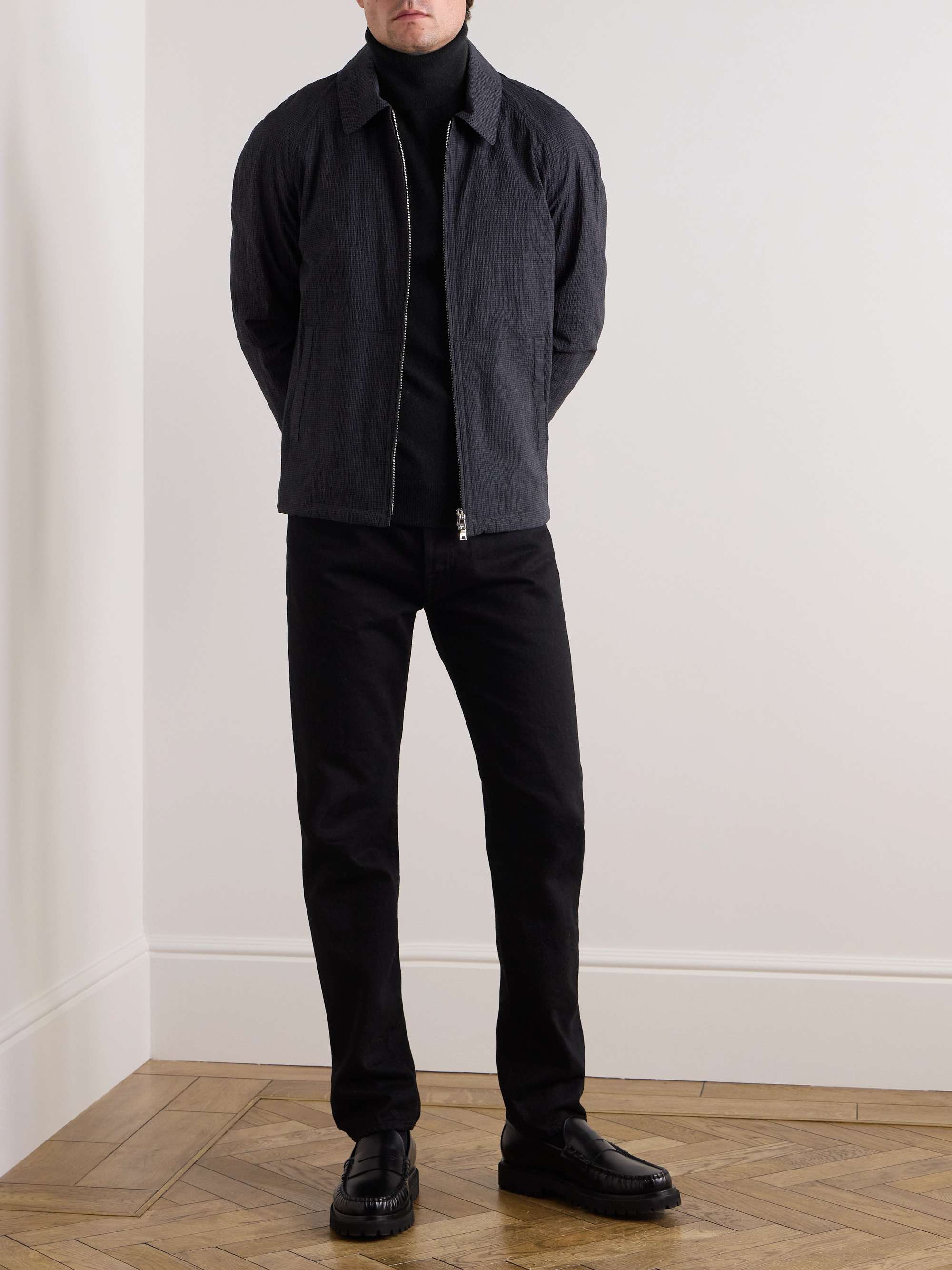 ALLUDE 