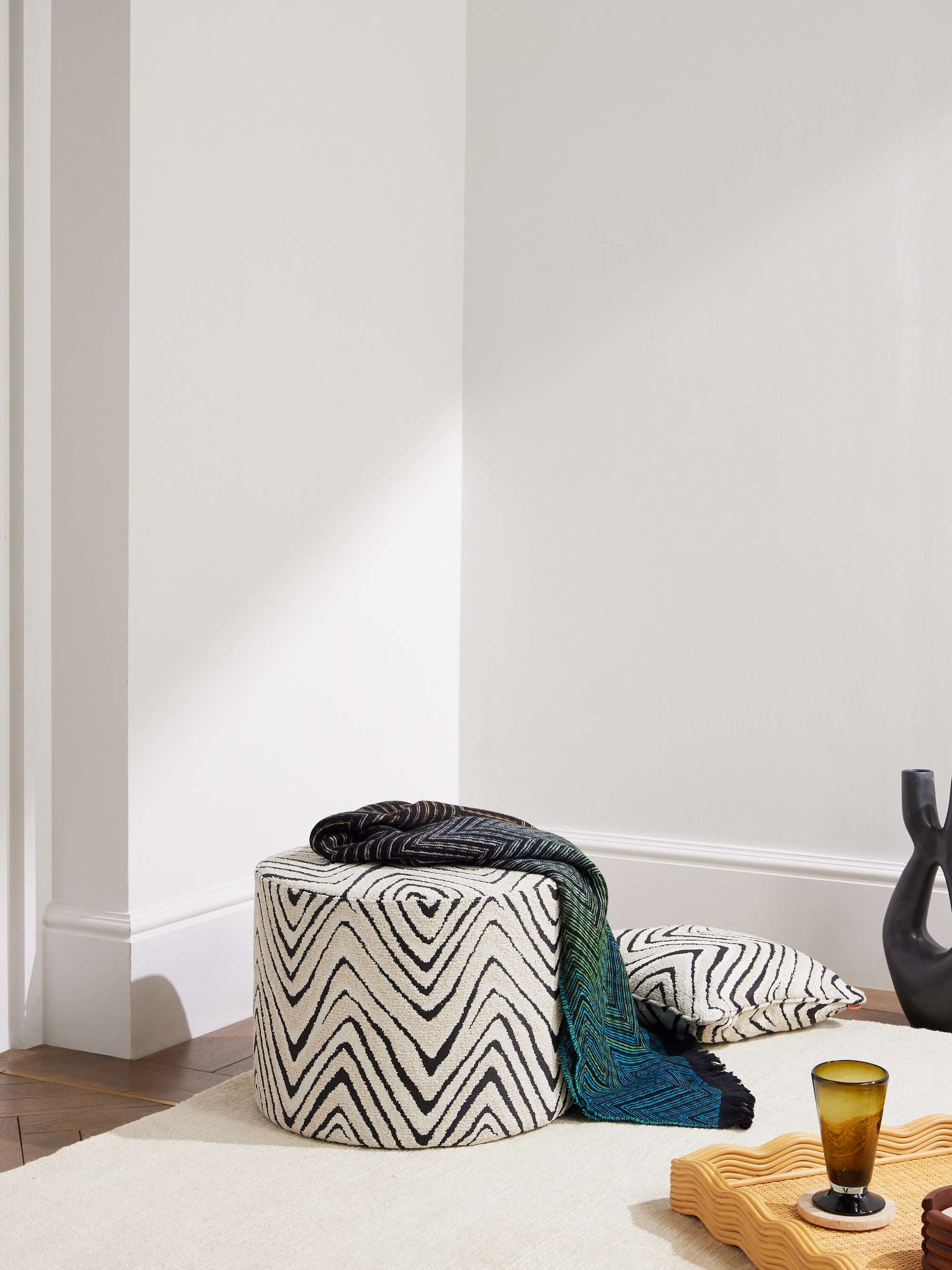 Savana Canvas Trimmed Boucle Ottoman off white One Size