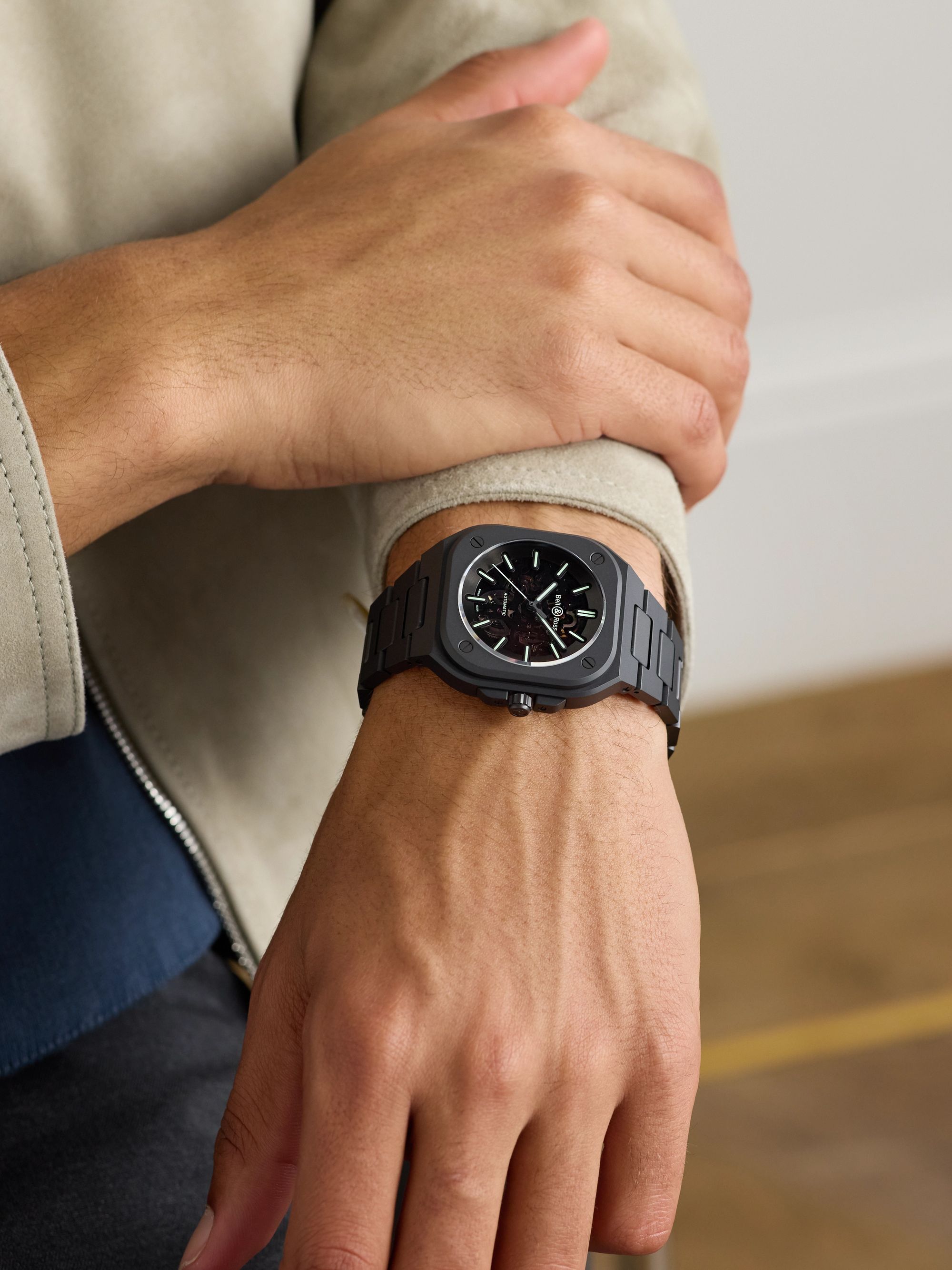 BELL & ROSS 