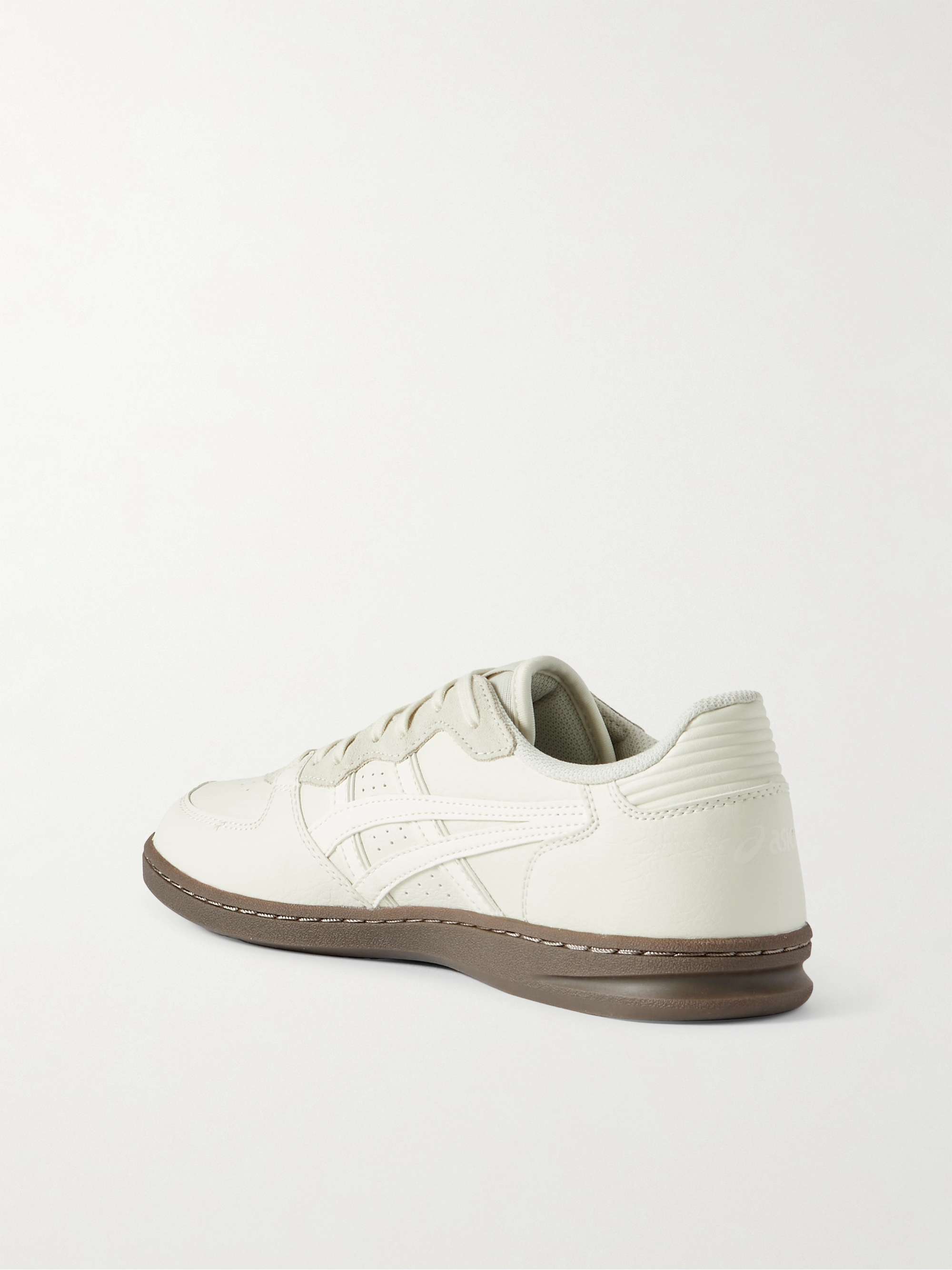ASICS 