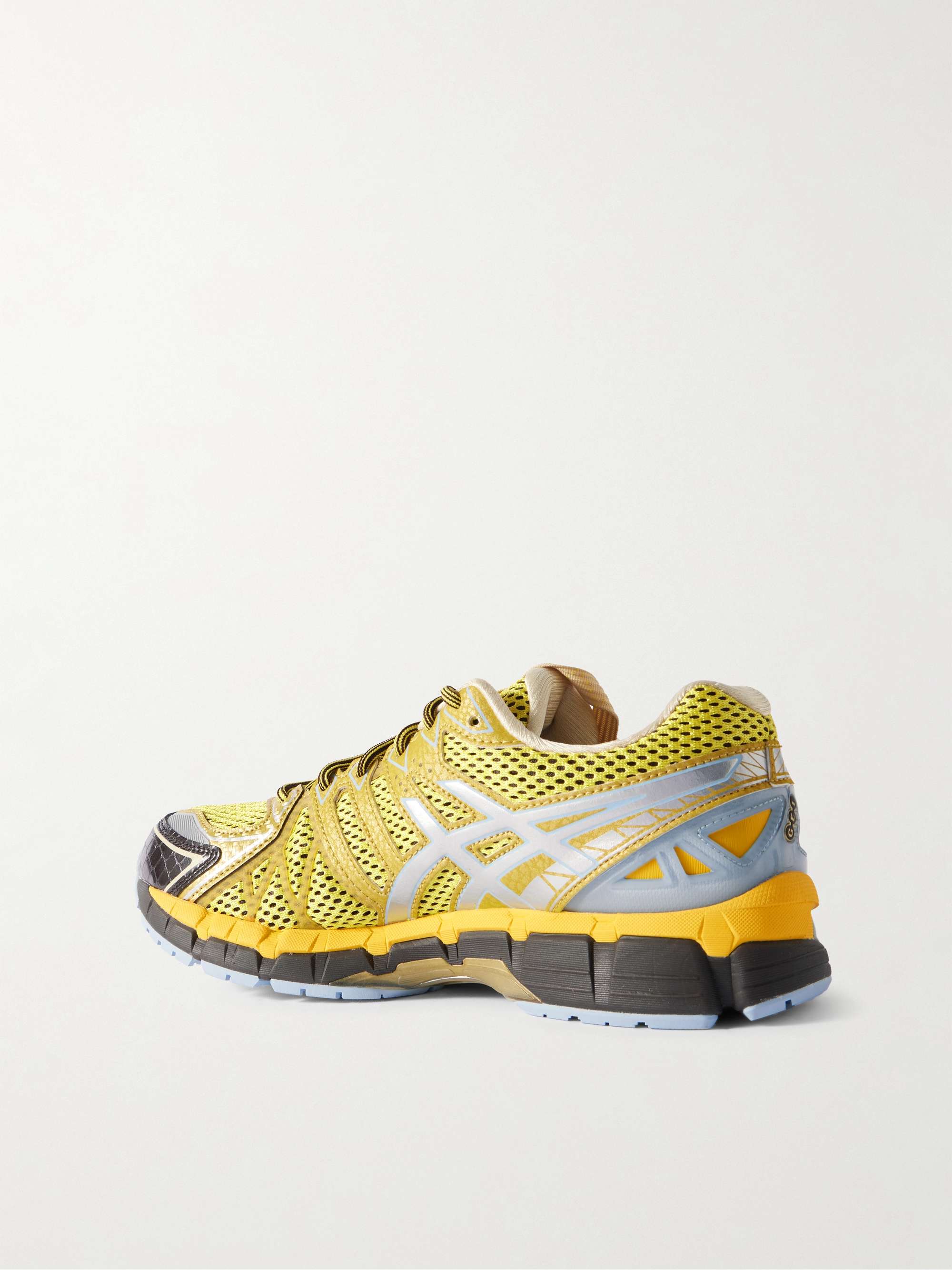 ASICS 