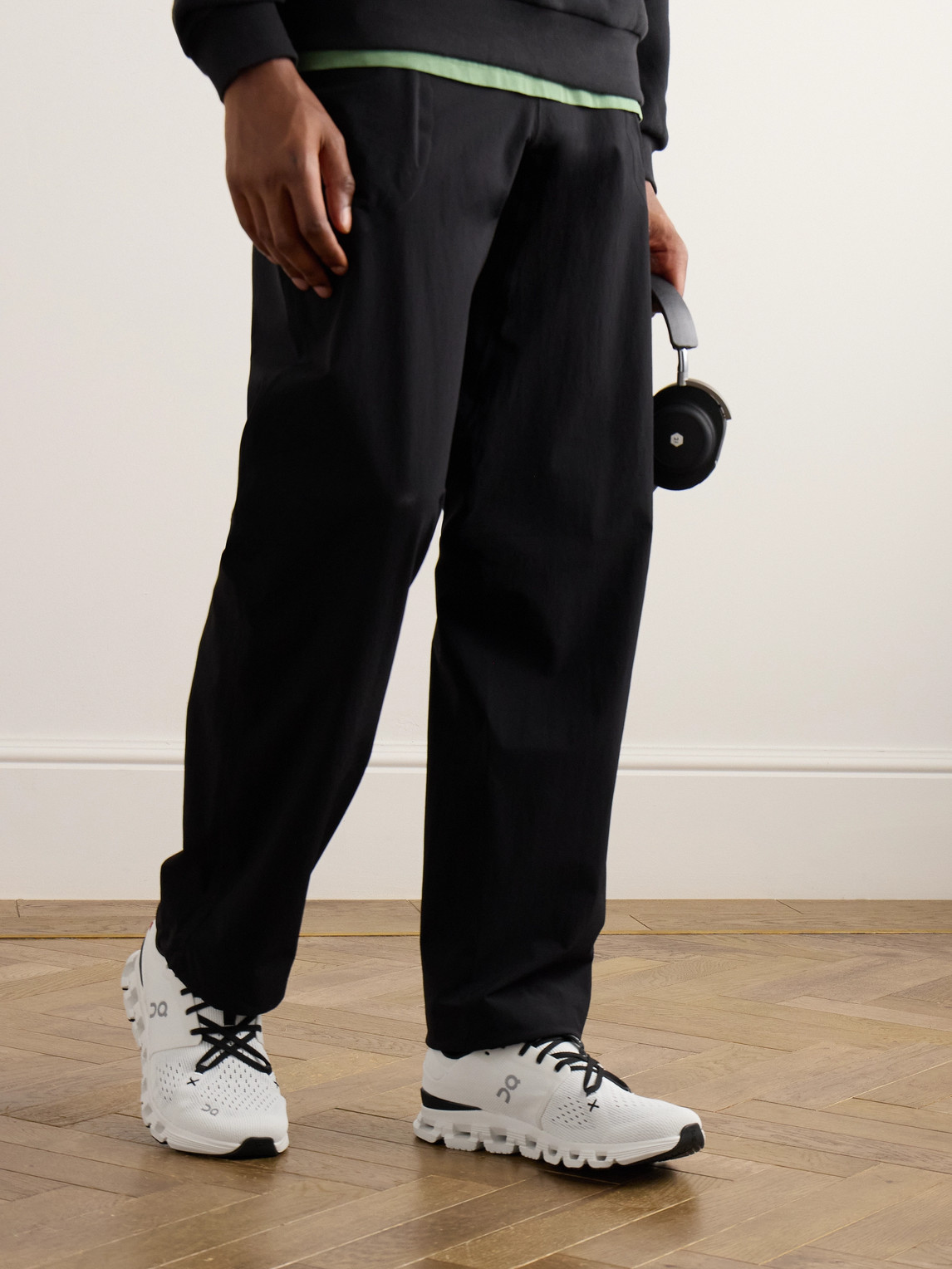 On Cloud X 4 Rubber-trimmed Mesh Running Sneakers In White